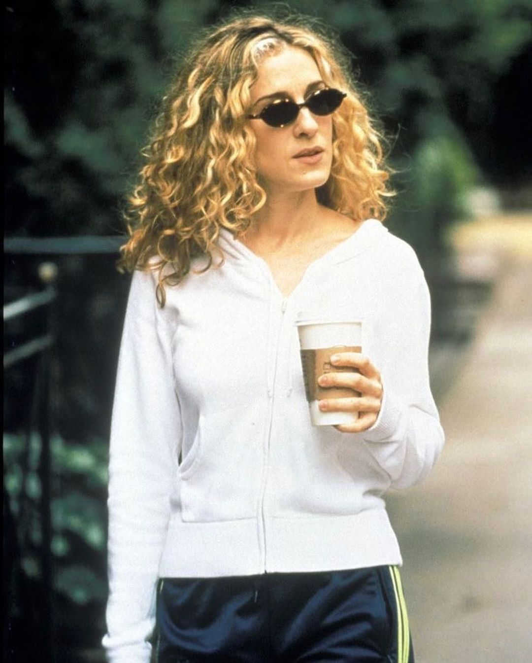 지난 밤 뉴욕 시티 발레단의 가을 패션 갈라 라스트에서 1. 모든 세다리스, 앤디 코헨 \u0026 사라 제시카 파커 2. 브린 휘트필드 3.  니나 도브레스 4. 다이애나 애그론 5. 사라 제시카 파커 6., image size:1080x1345