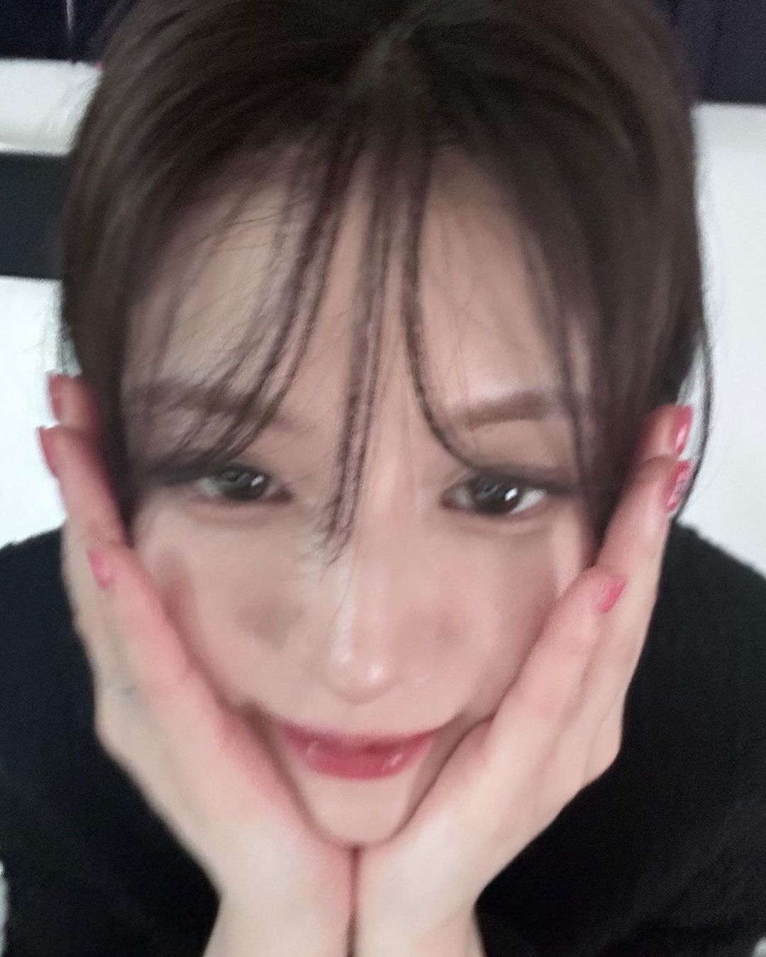 윤정 씨는 언제부터 그렇게 예뻤나? 🤓 : 데패뉴 | 트렌드&스타일링