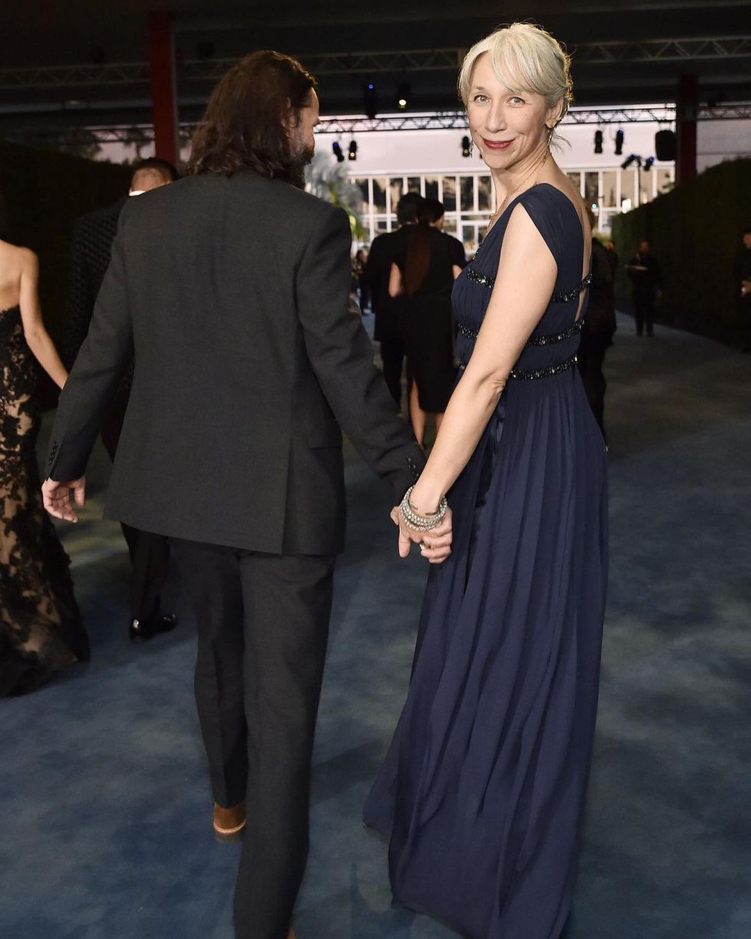 키아누 리브스와 그의 연인 알렉산드라 그랜트 🖤 : 데패뉴 | etc, image size:1080x1350