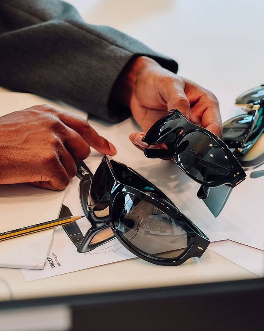 레이밴 크리에이티브 디렉터, 에이셉 라키의 첫 번째 컬렉션 😎 : 데패뉴 | 아카이브, image size:1080x1350