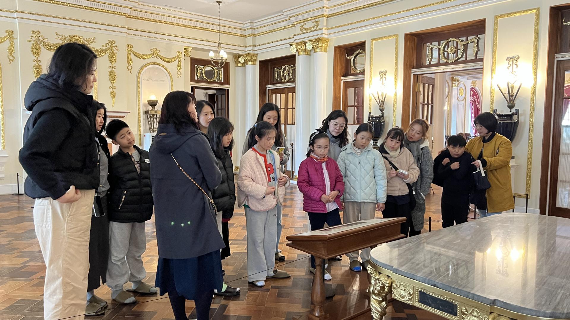 005 [석조전에서만난세계] 아이와 함께 만나는 대한제국 여행.jpg