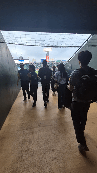 1a67d03093ff9.gif