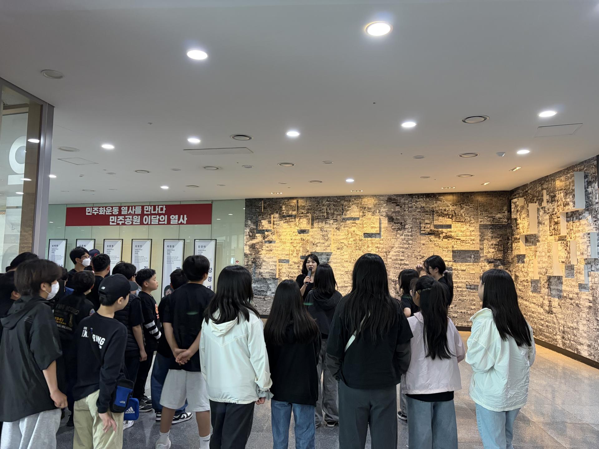 1f7752149d5d6.jpg