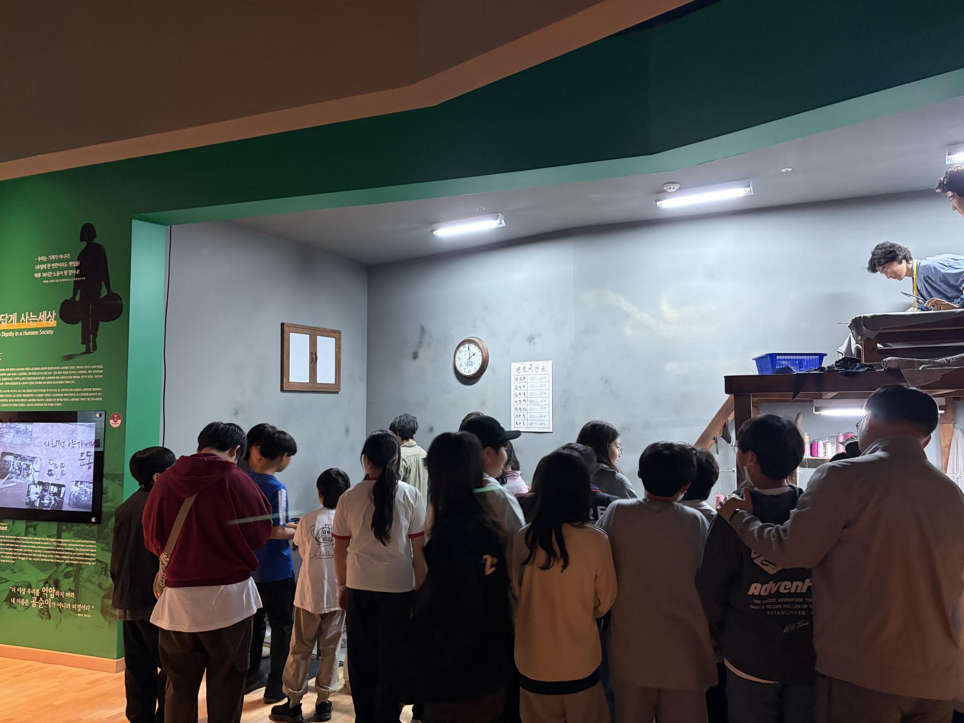 f1d06619e1a61.jpg