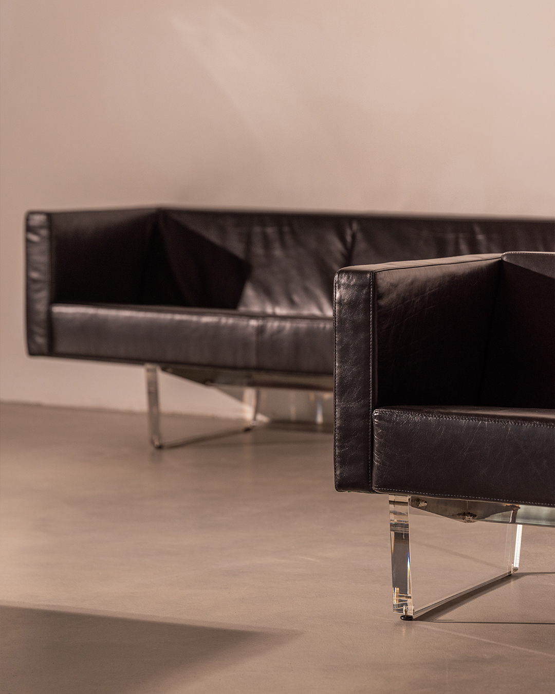 FIN SOFA 2200 (BASIC)