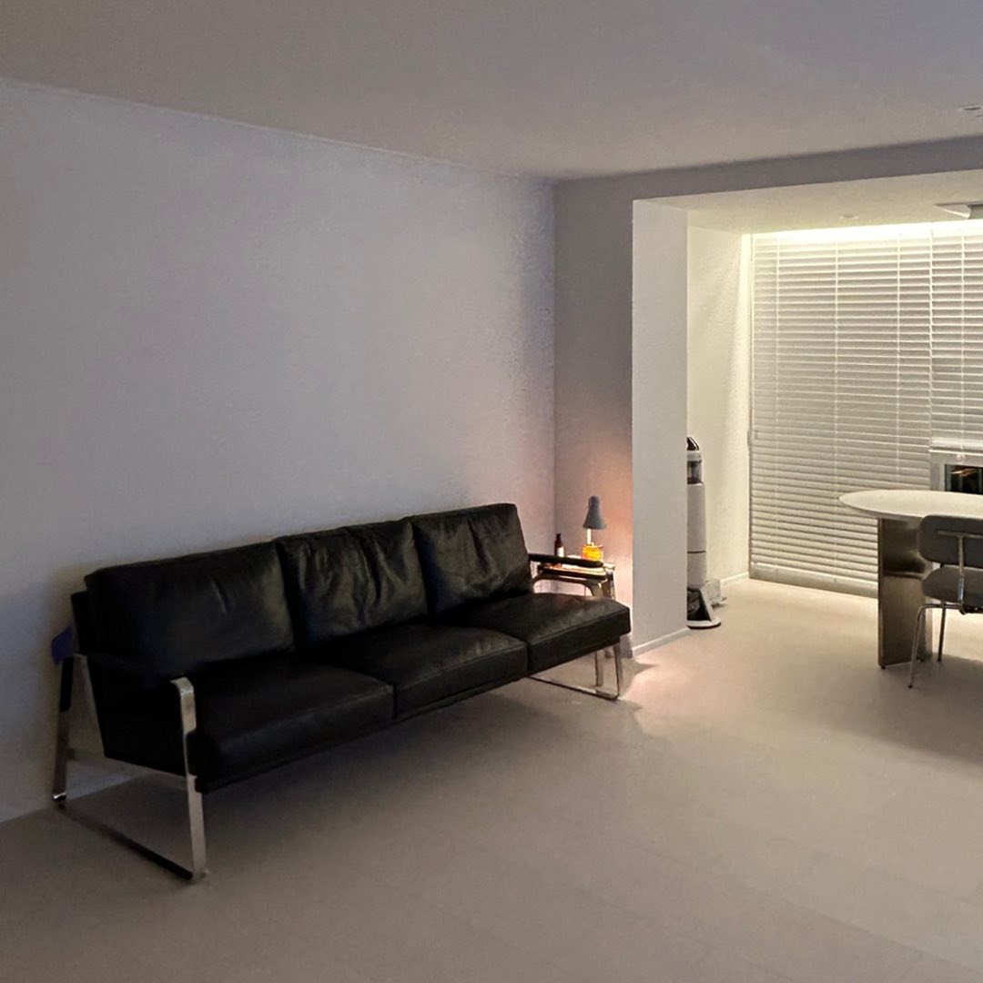 SF1 SOFA 2080 (3 SEATS)