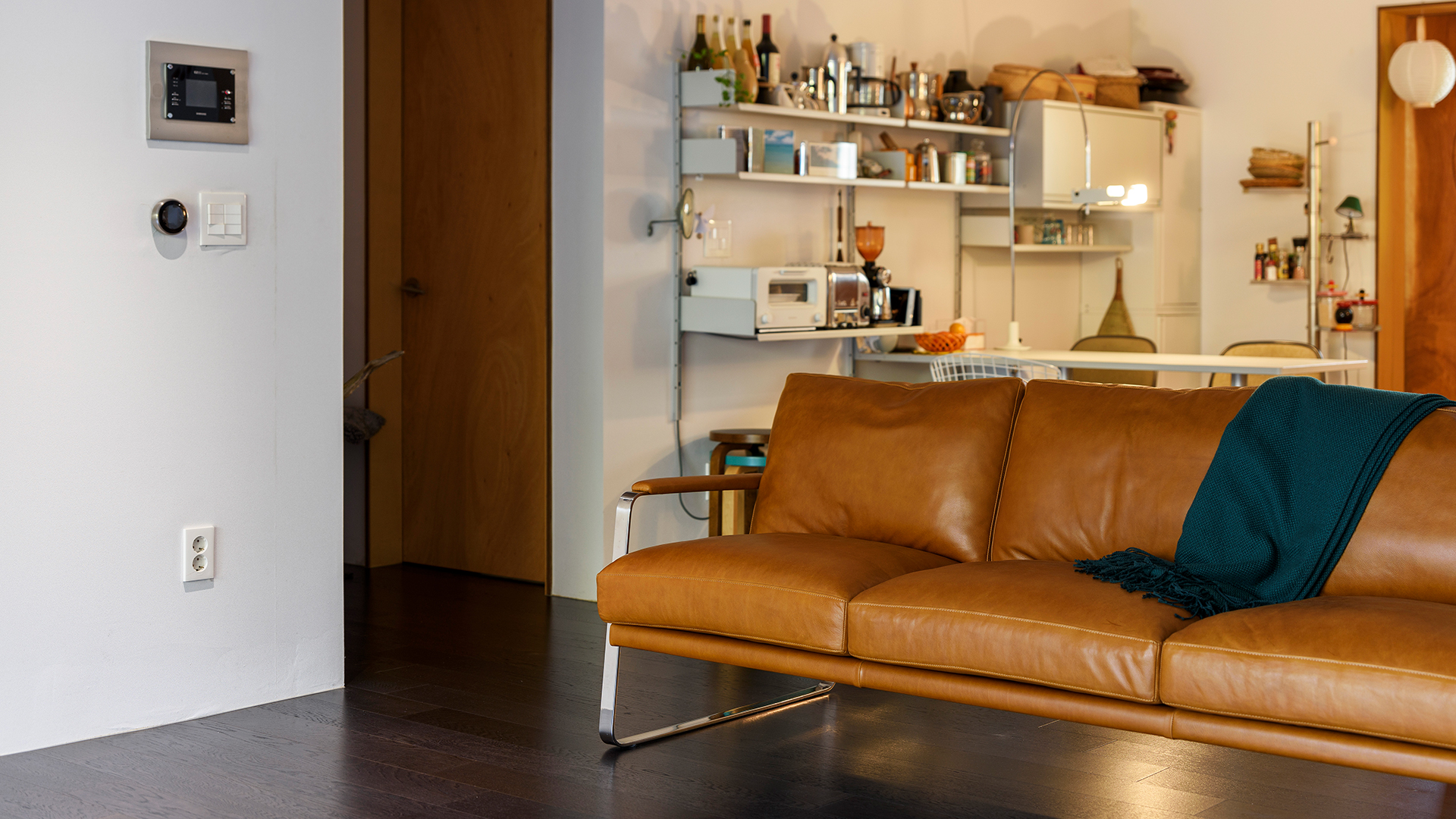 SF1 SOFA 2080 (3 SEATS)