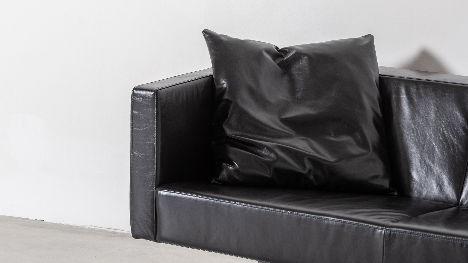 OBJ CUSHION 550