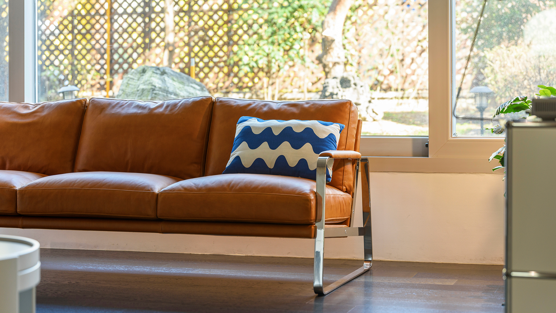 SF1 SOFA 2080 (3 SEATS)