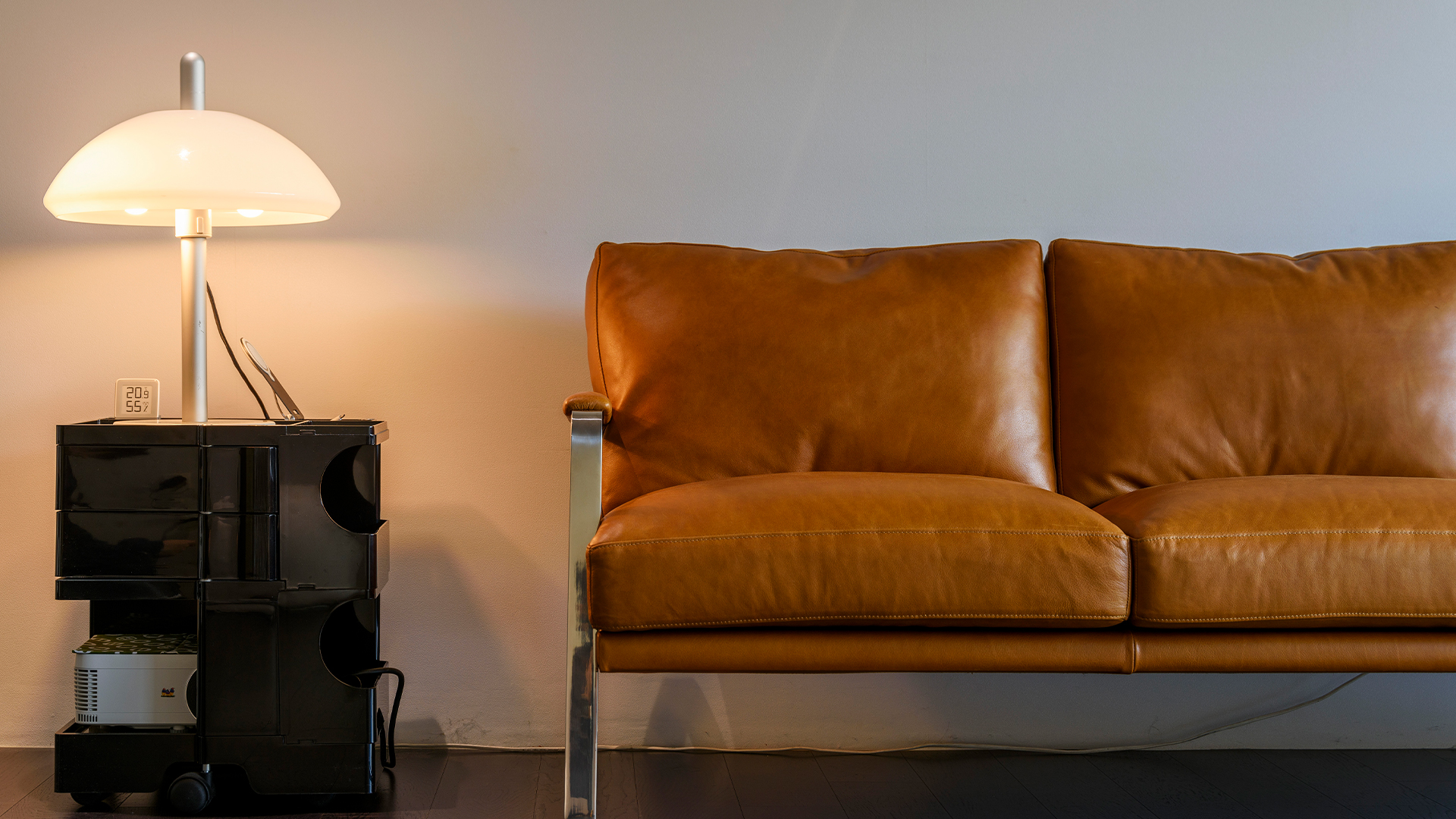 SF1 SOFA 2080 (3 SEATS)