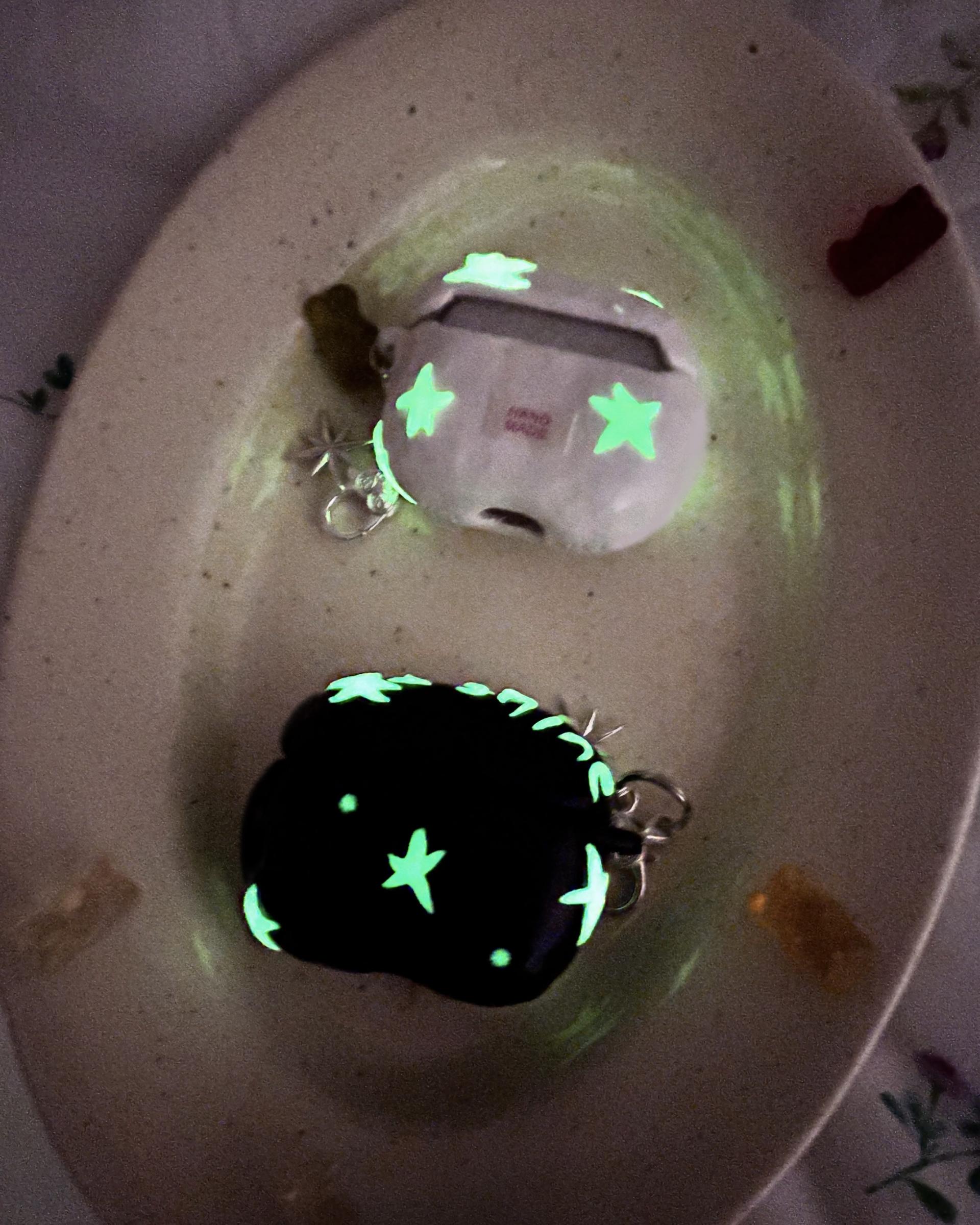 'Glow in the Dark' #1