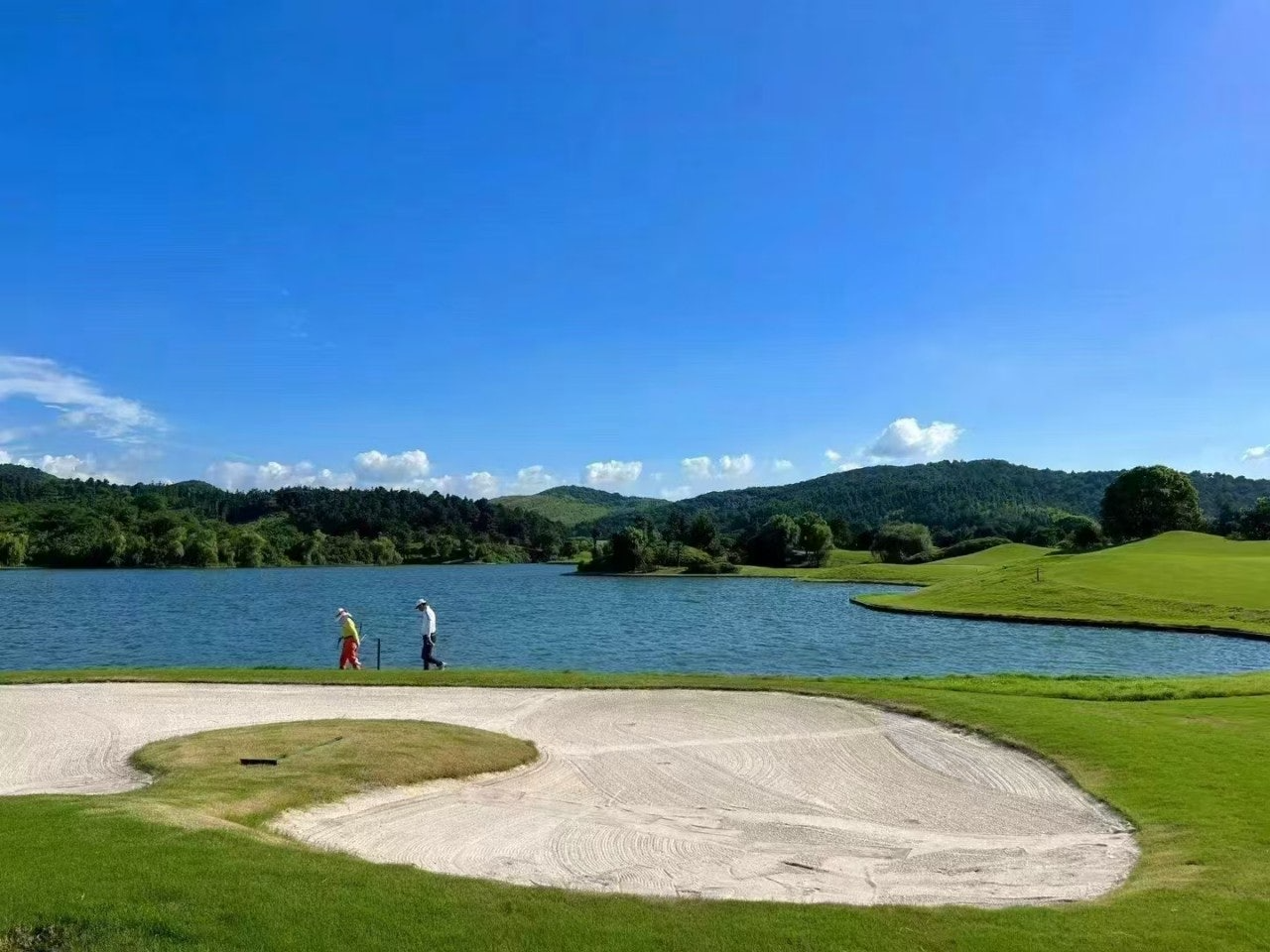 ์ฌ์ฉ์๊ฐ ์ฌ๋ฆฐ ์ด๋ฏธ์ง