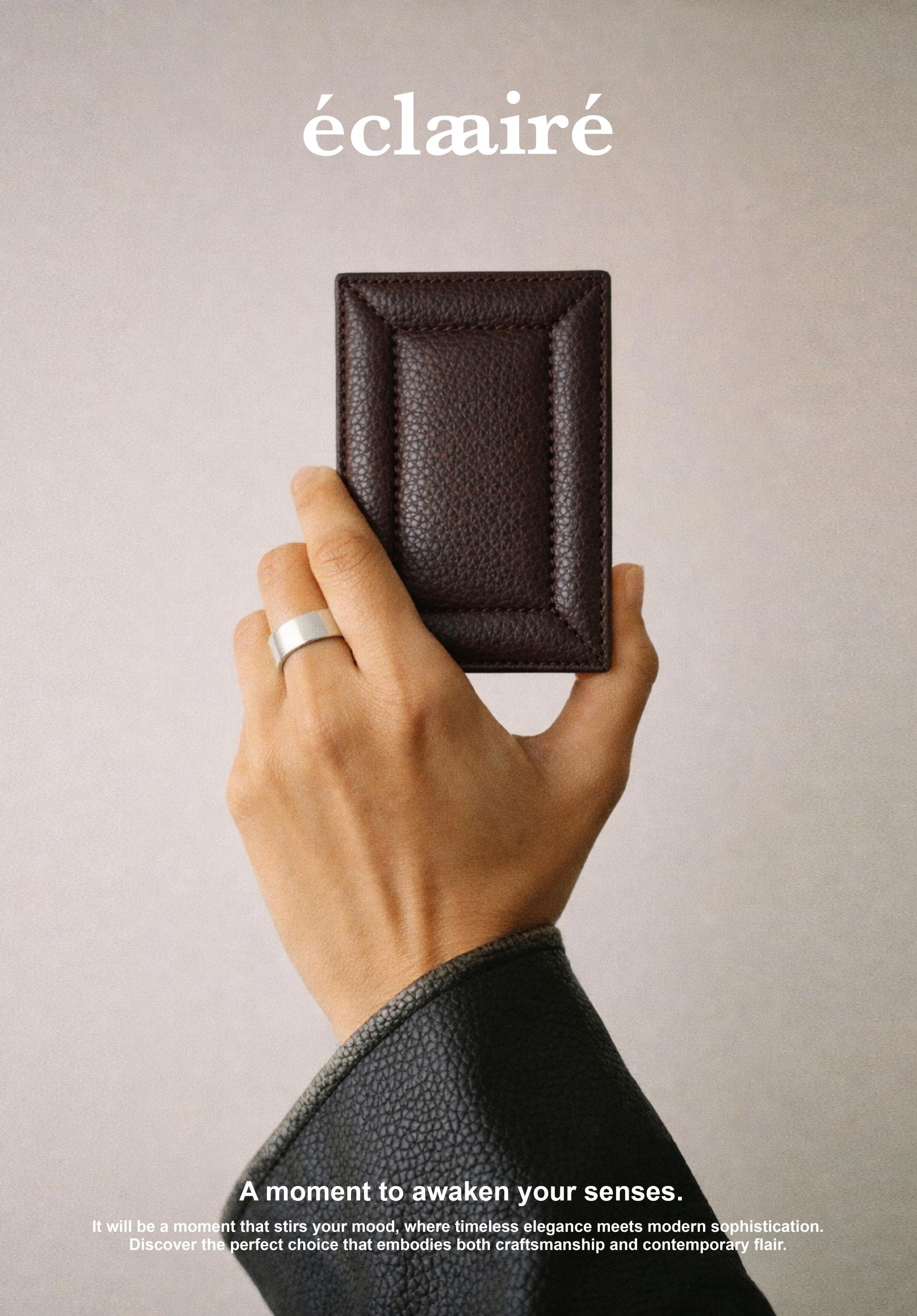 Gloire Wallet Front View