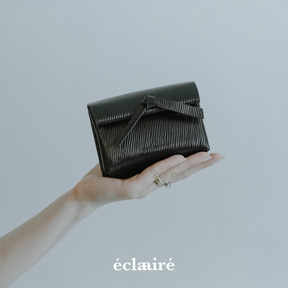 Gloire Wallet Front View