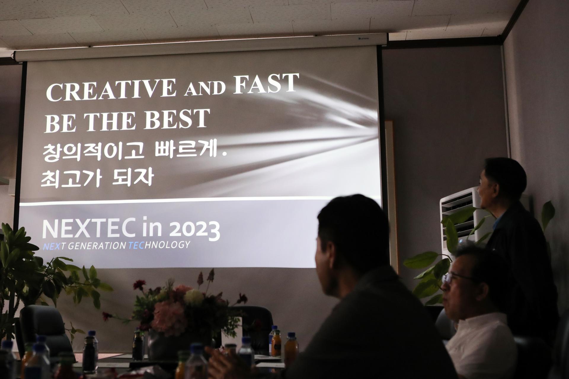 eb5179f3c62ca.jpg