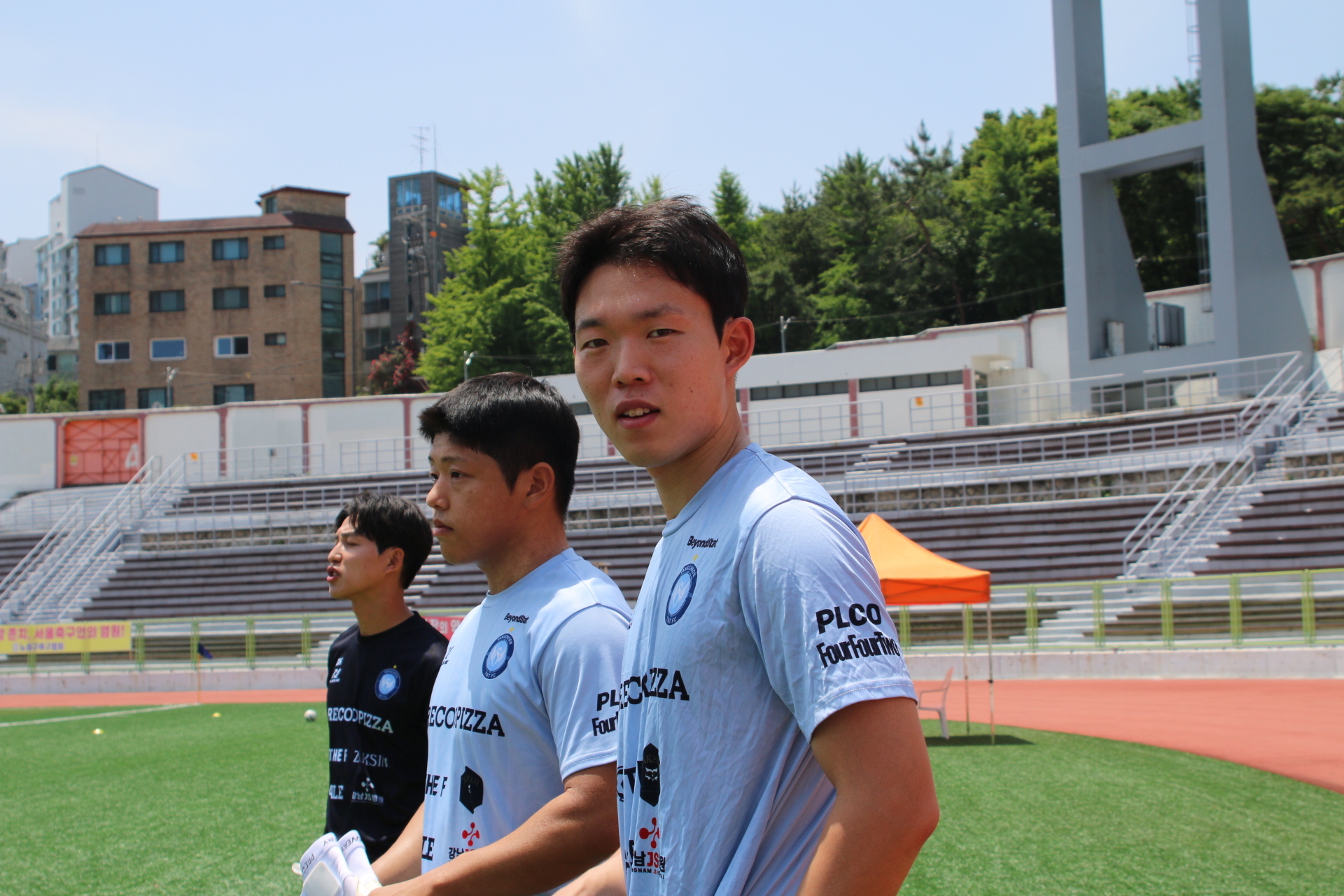 b5fb497186112.jpg