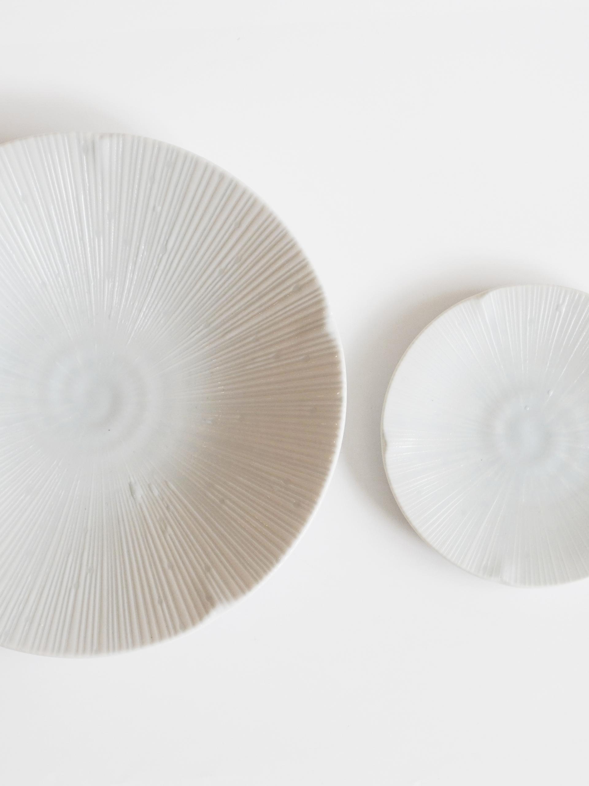 Water Lily Plate - 2 Size