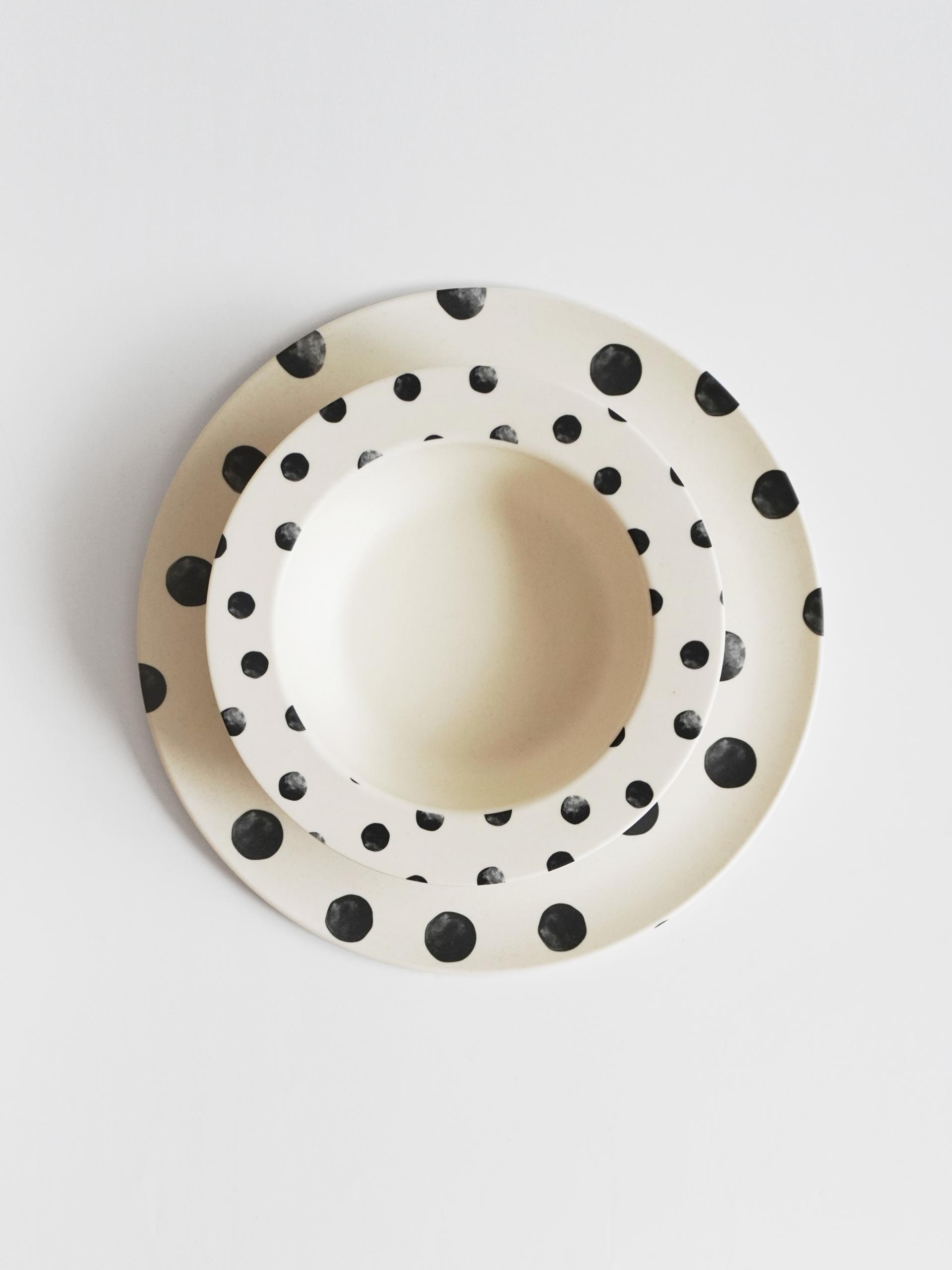 Dot Pattern Picnic Plate (L)
