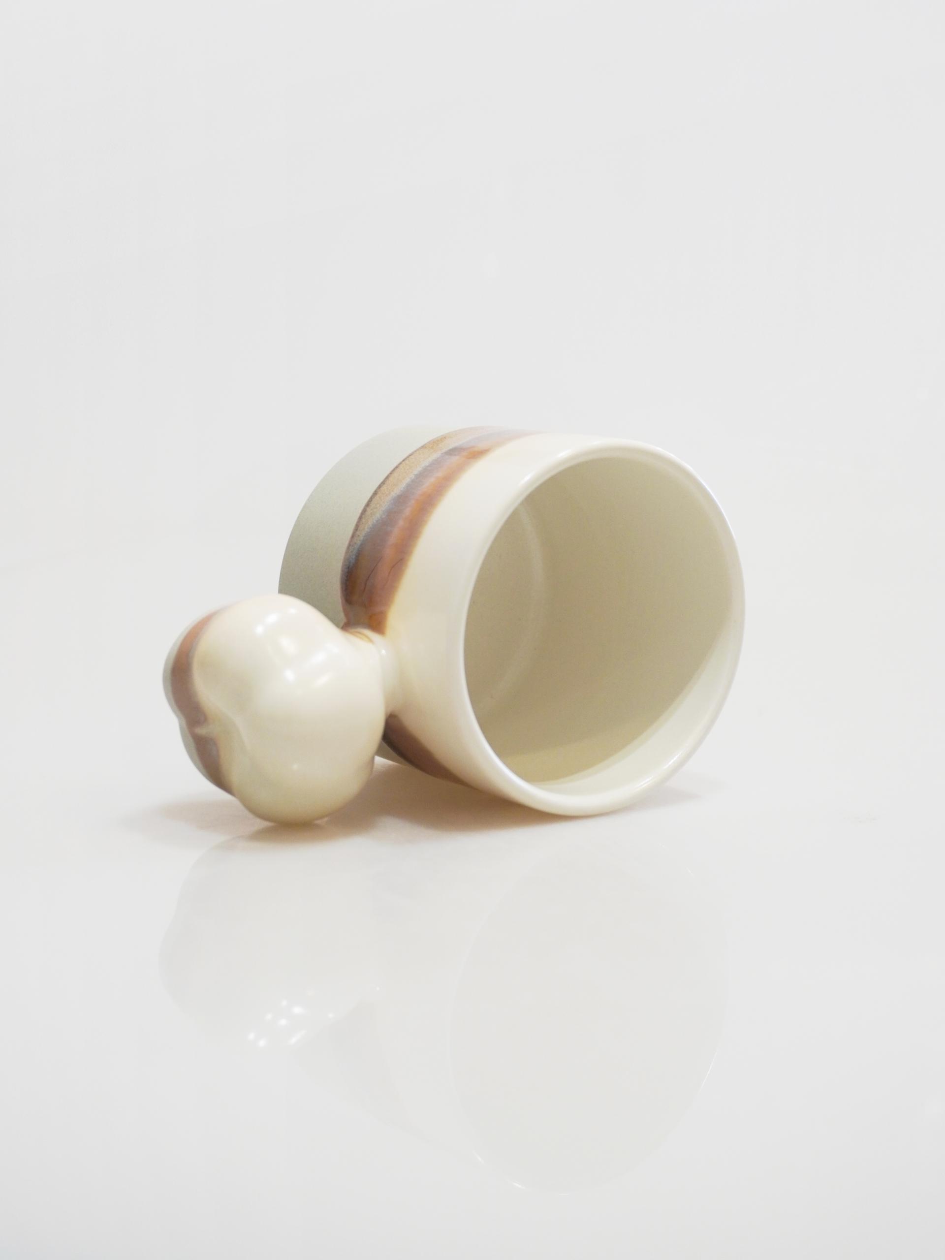 Cotton Wool Cup 02 - Unique No.9