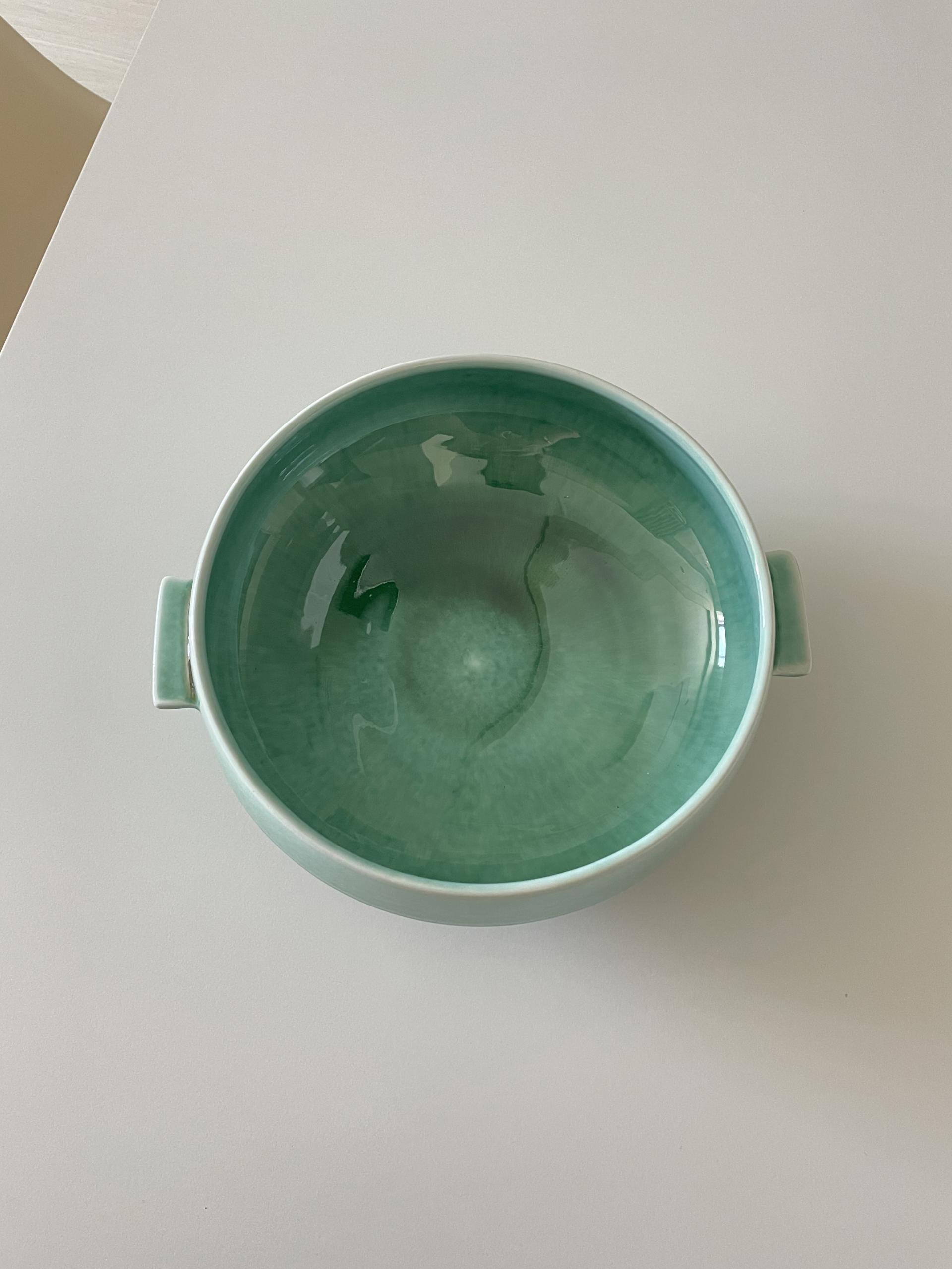 Handle Deep Bowl