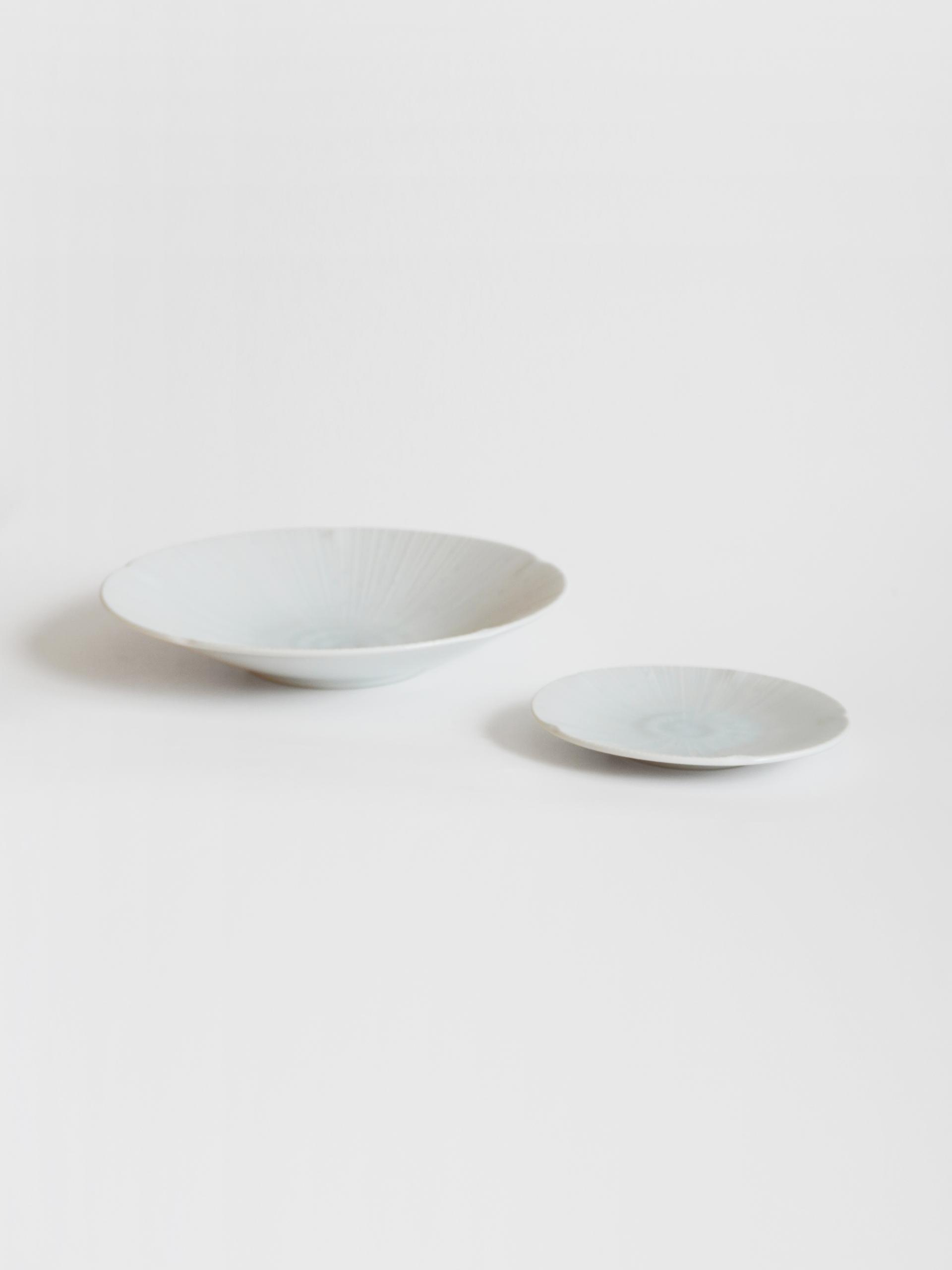 Water Lily Plate - 2 Size