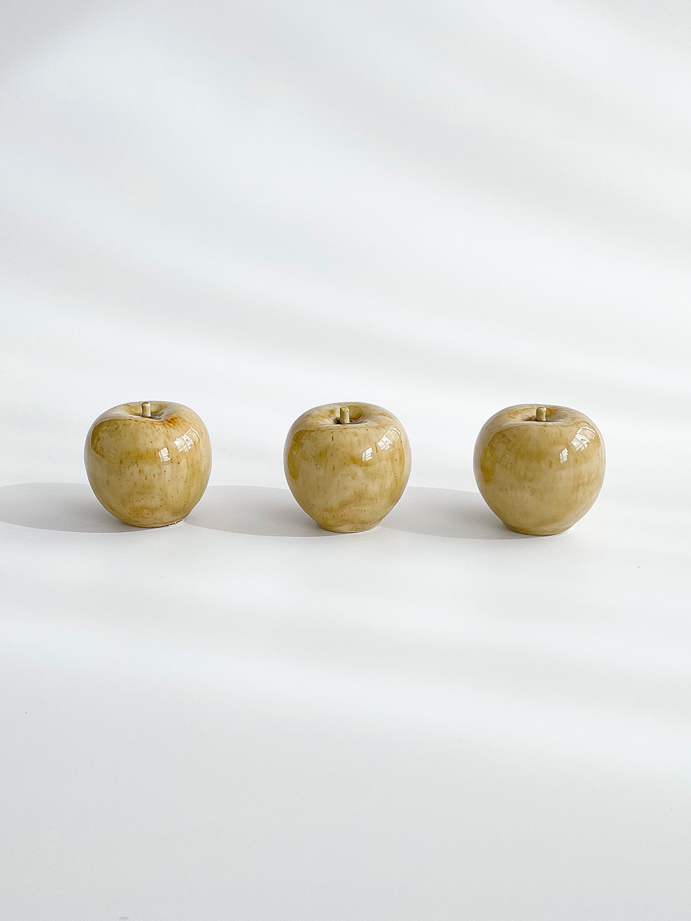 Apple Object - Pear Yellow