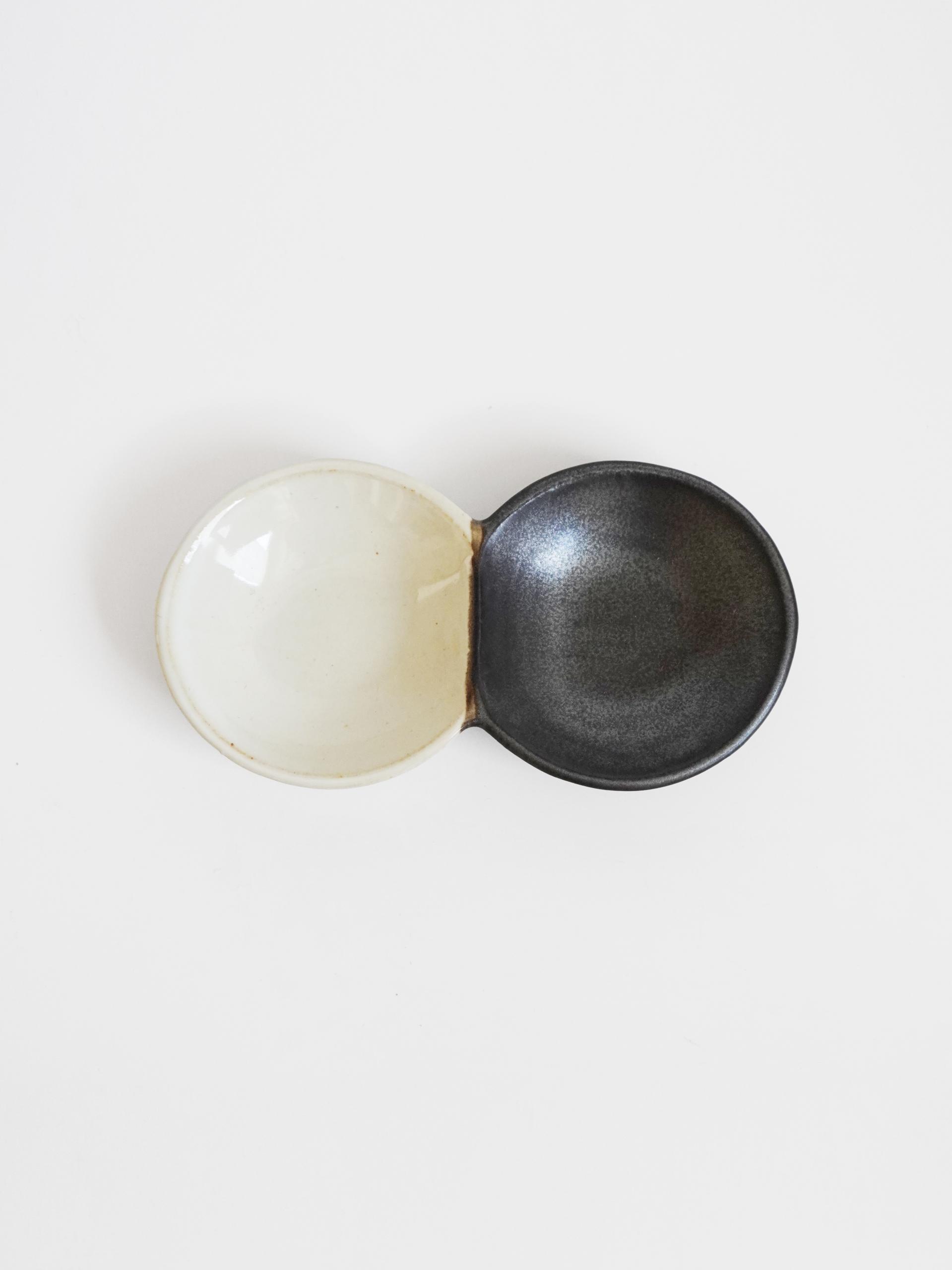 Double Round Sauce Plate - 2 Color