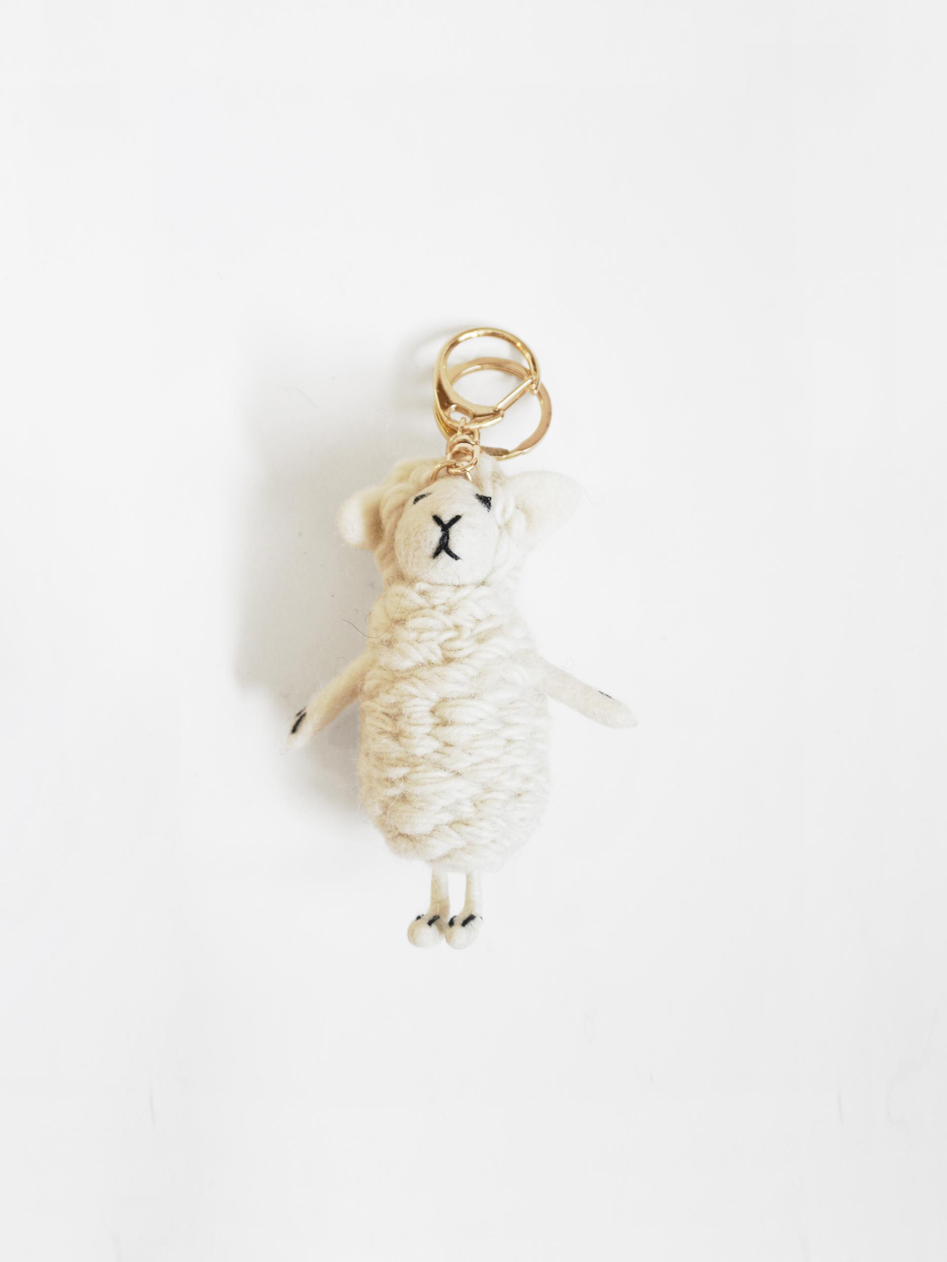 서있는 양 Wool Keyring (3 Color)