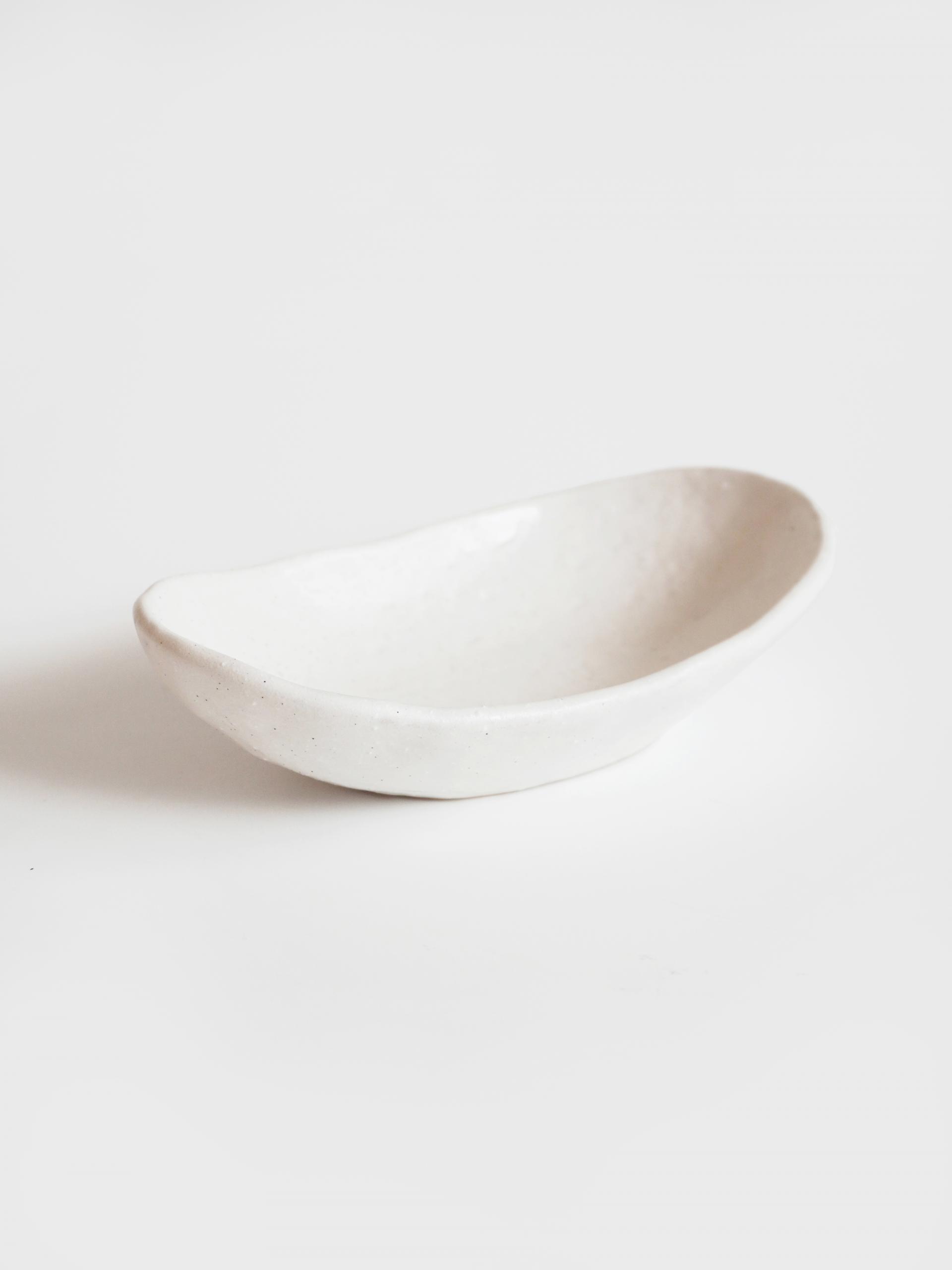 White Ship Oval Plate