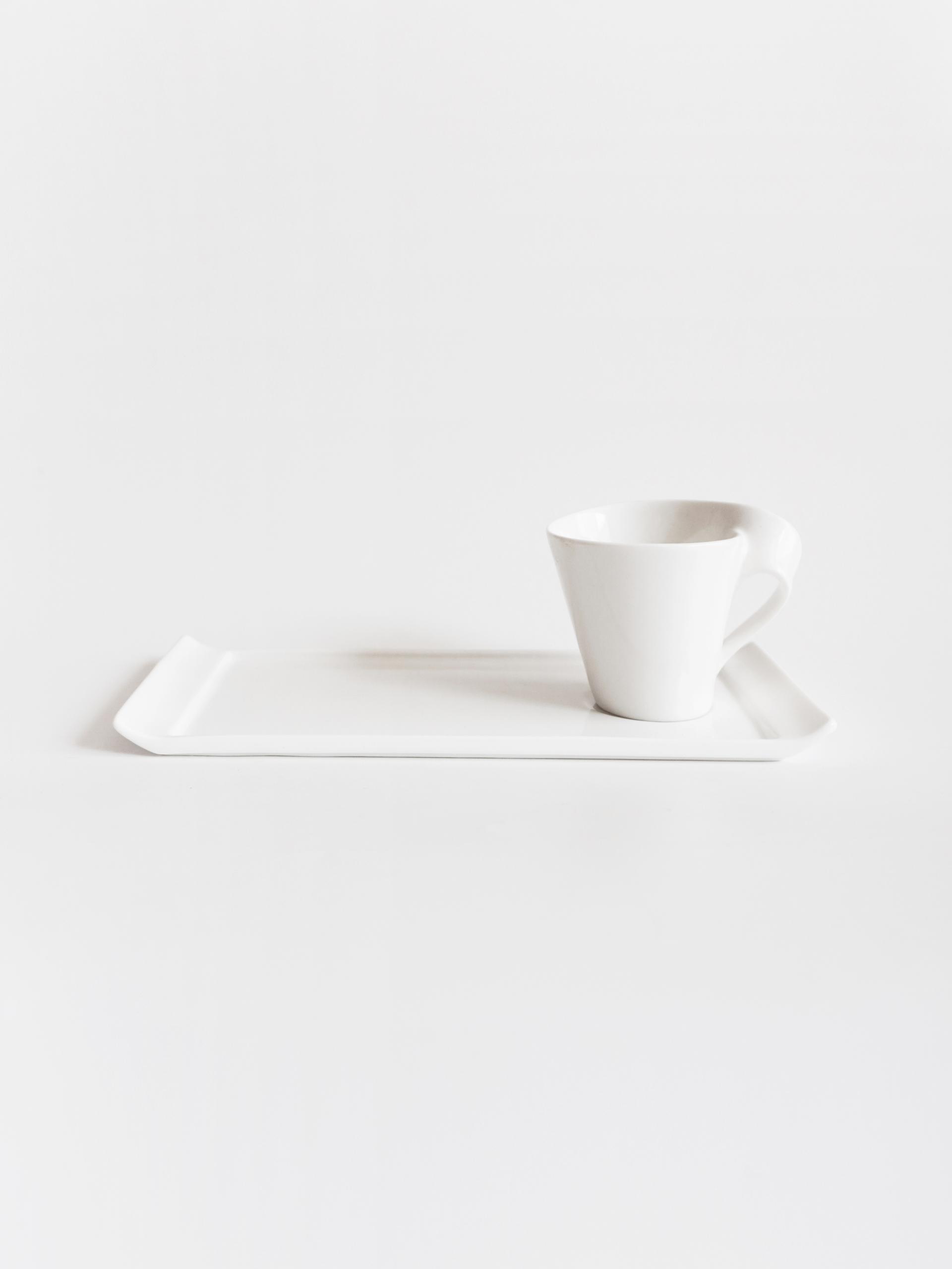 Flat White Plate & Cup Set