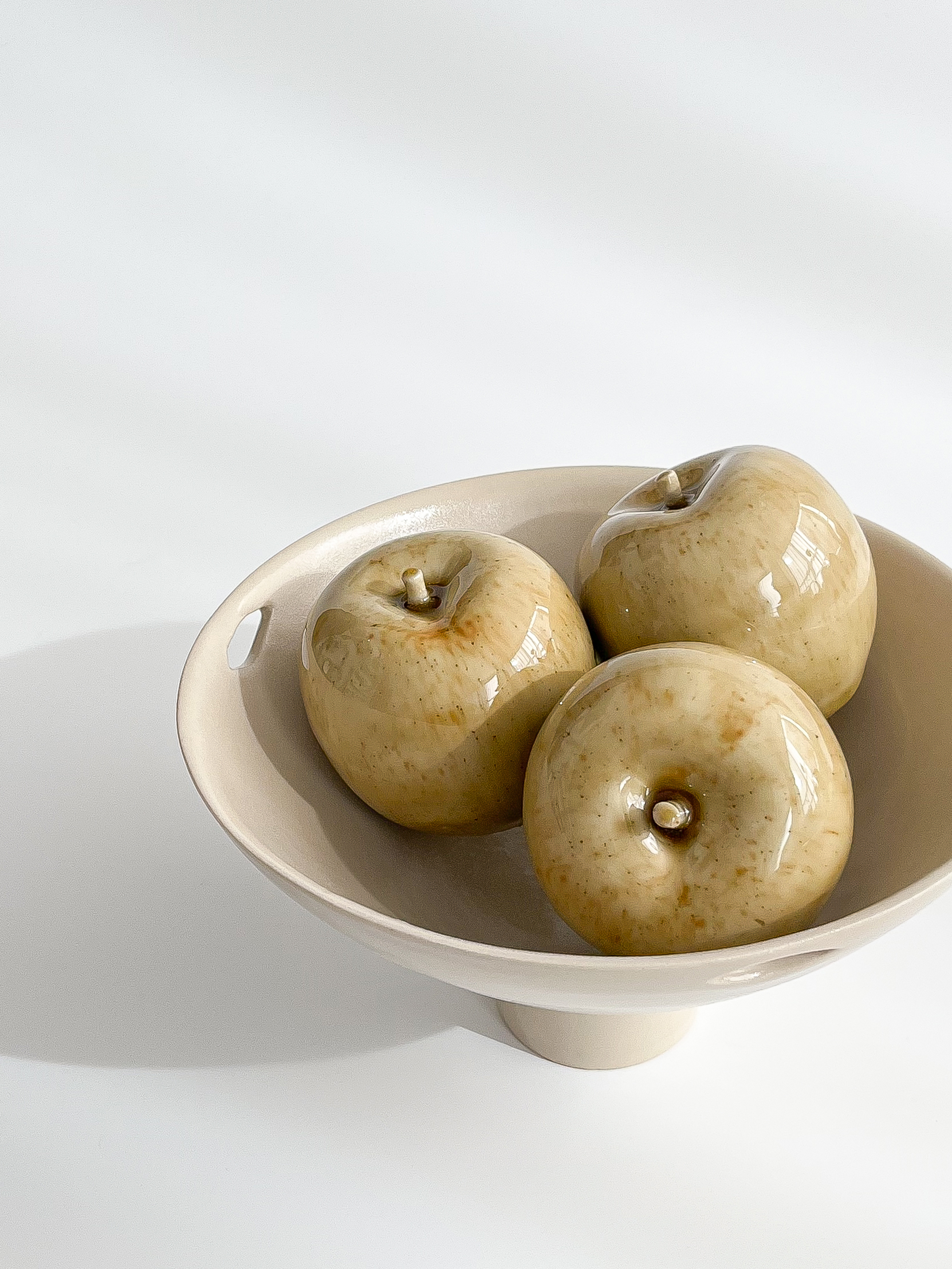 Apple Object - Pear Yellow