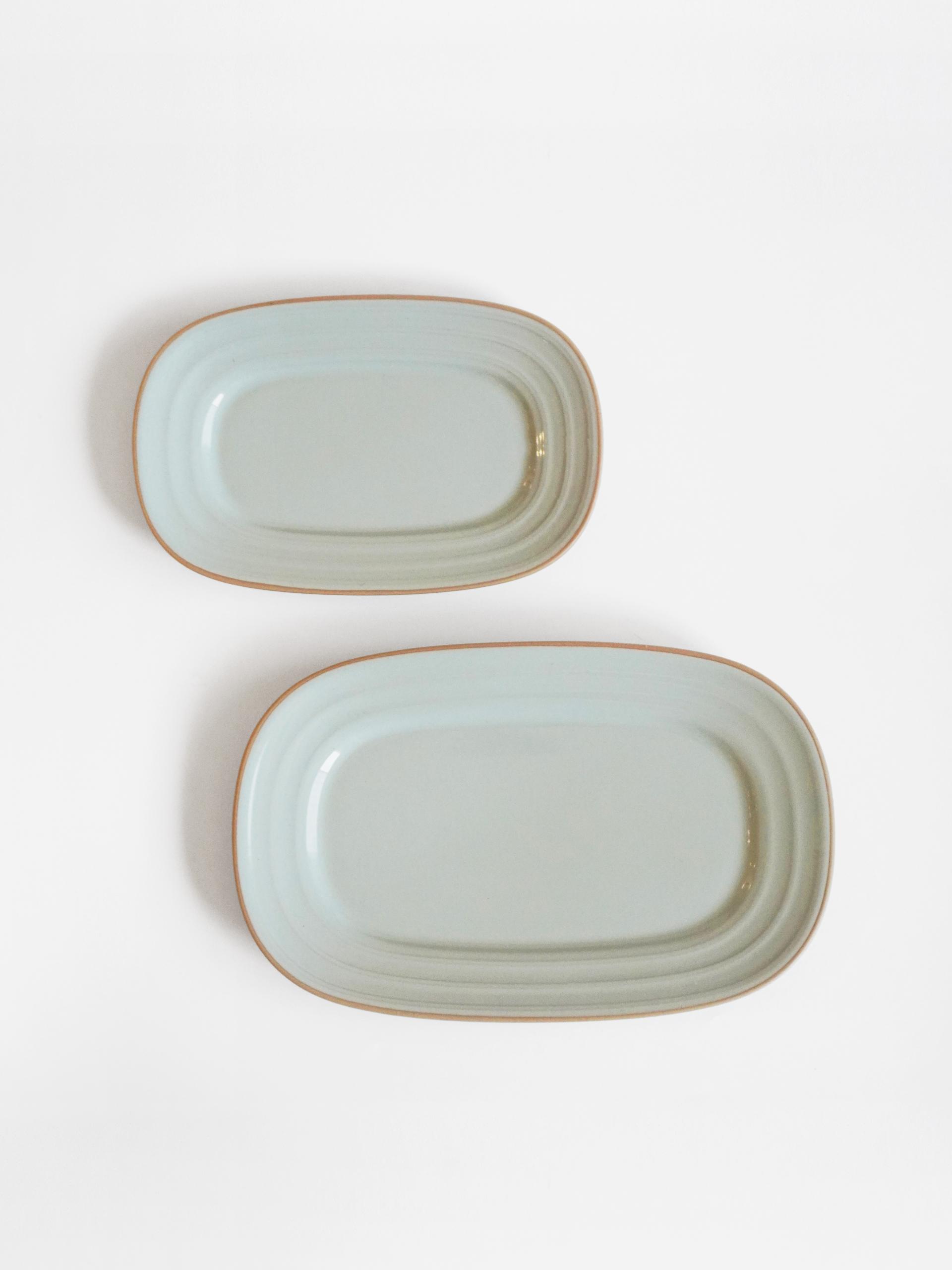 Mint Beige Line Oval Plate (2 Size)