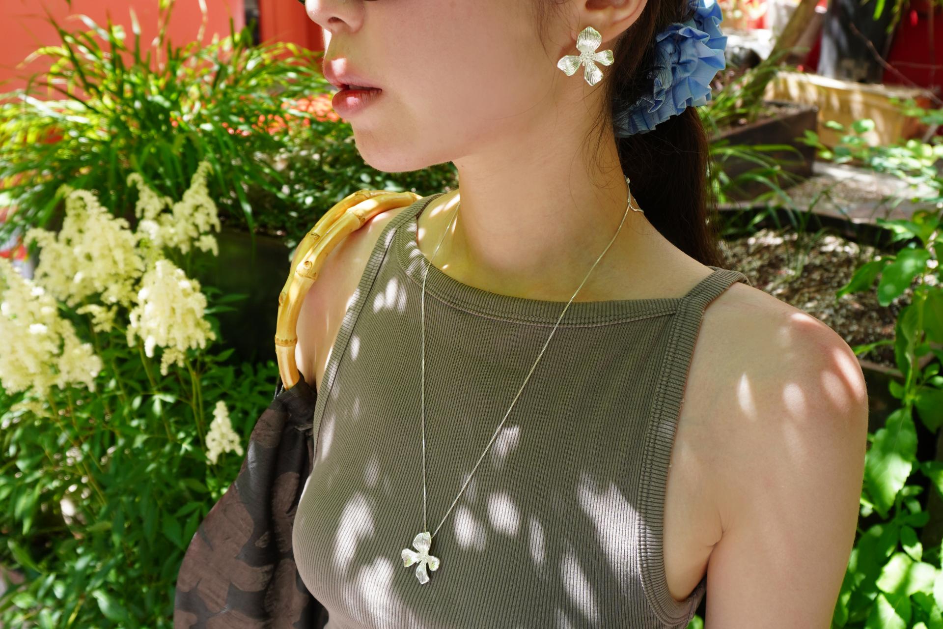 Bloom Necklace