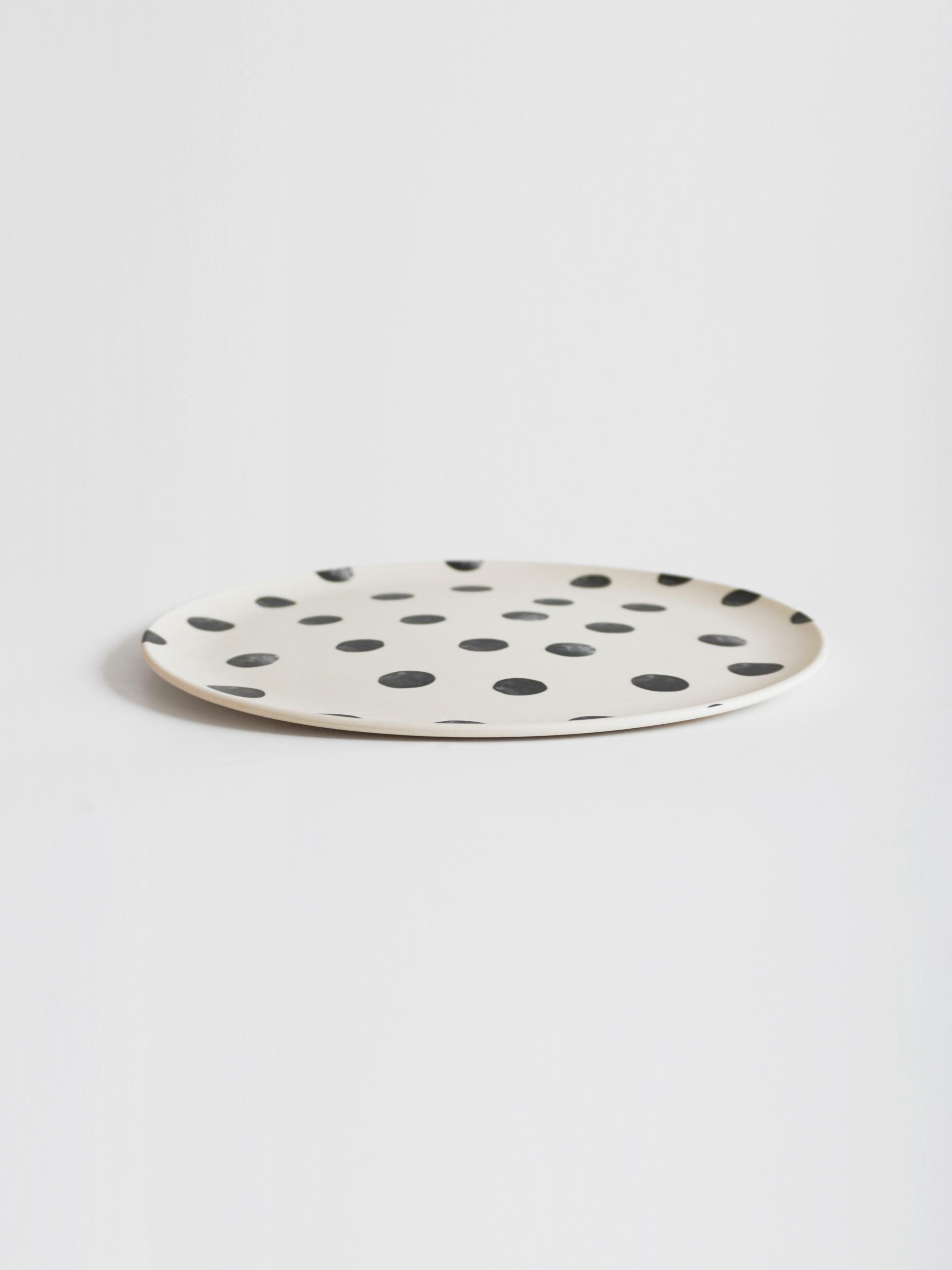 Dot Pattern Picnic Plate (L)