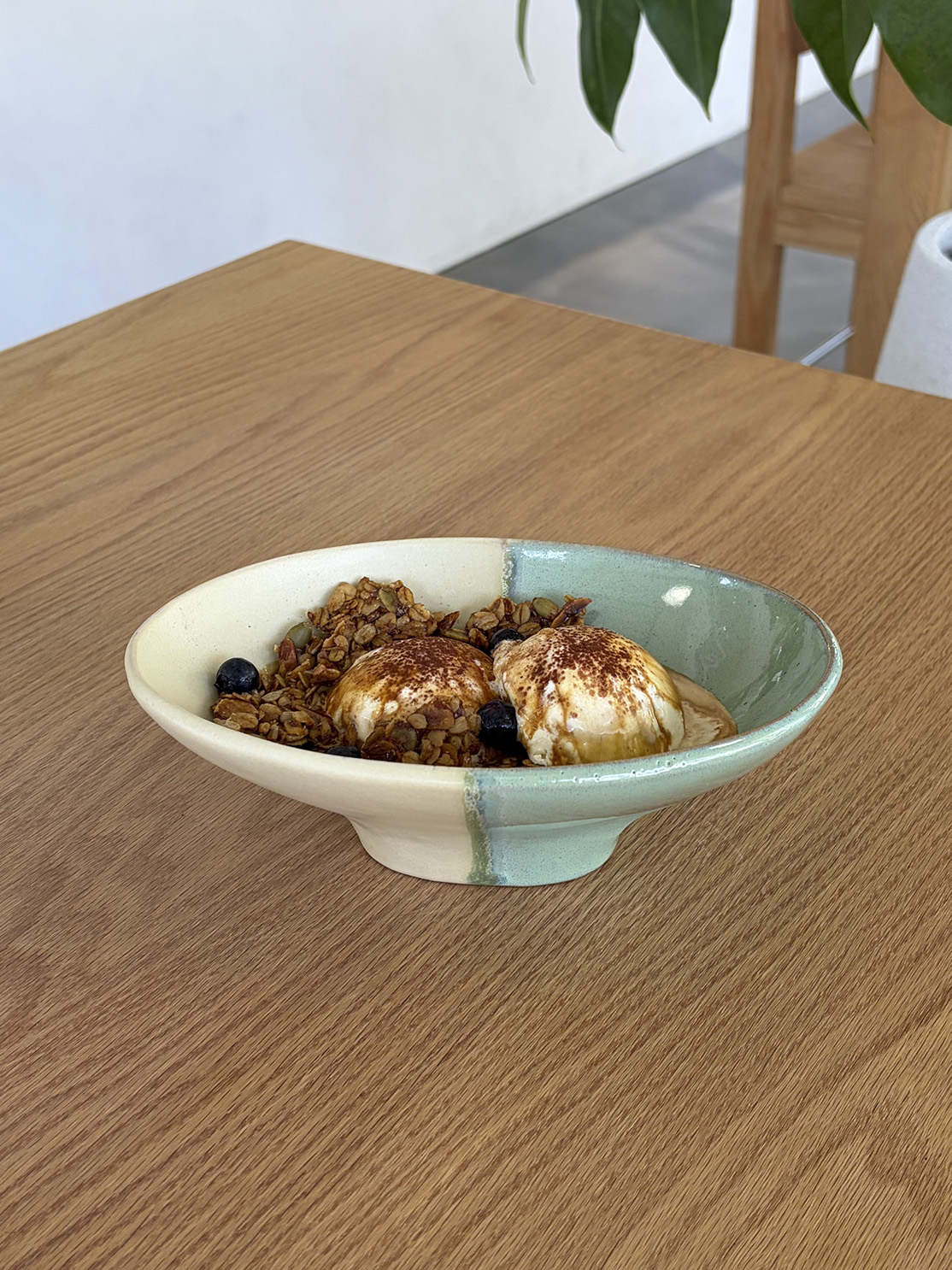 Yun Seul Bowl - Emerald Green