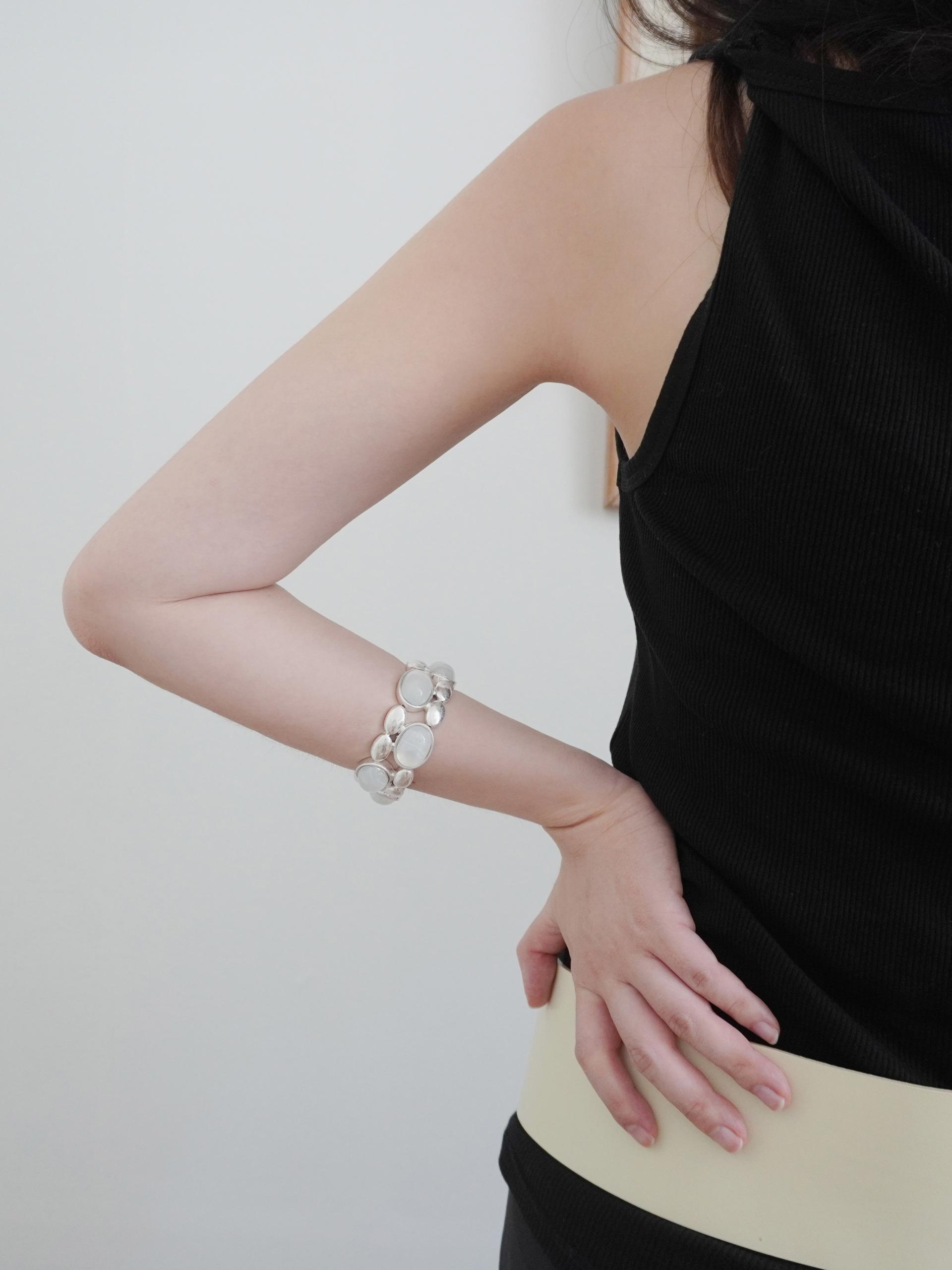 Milky Ston Bracelet