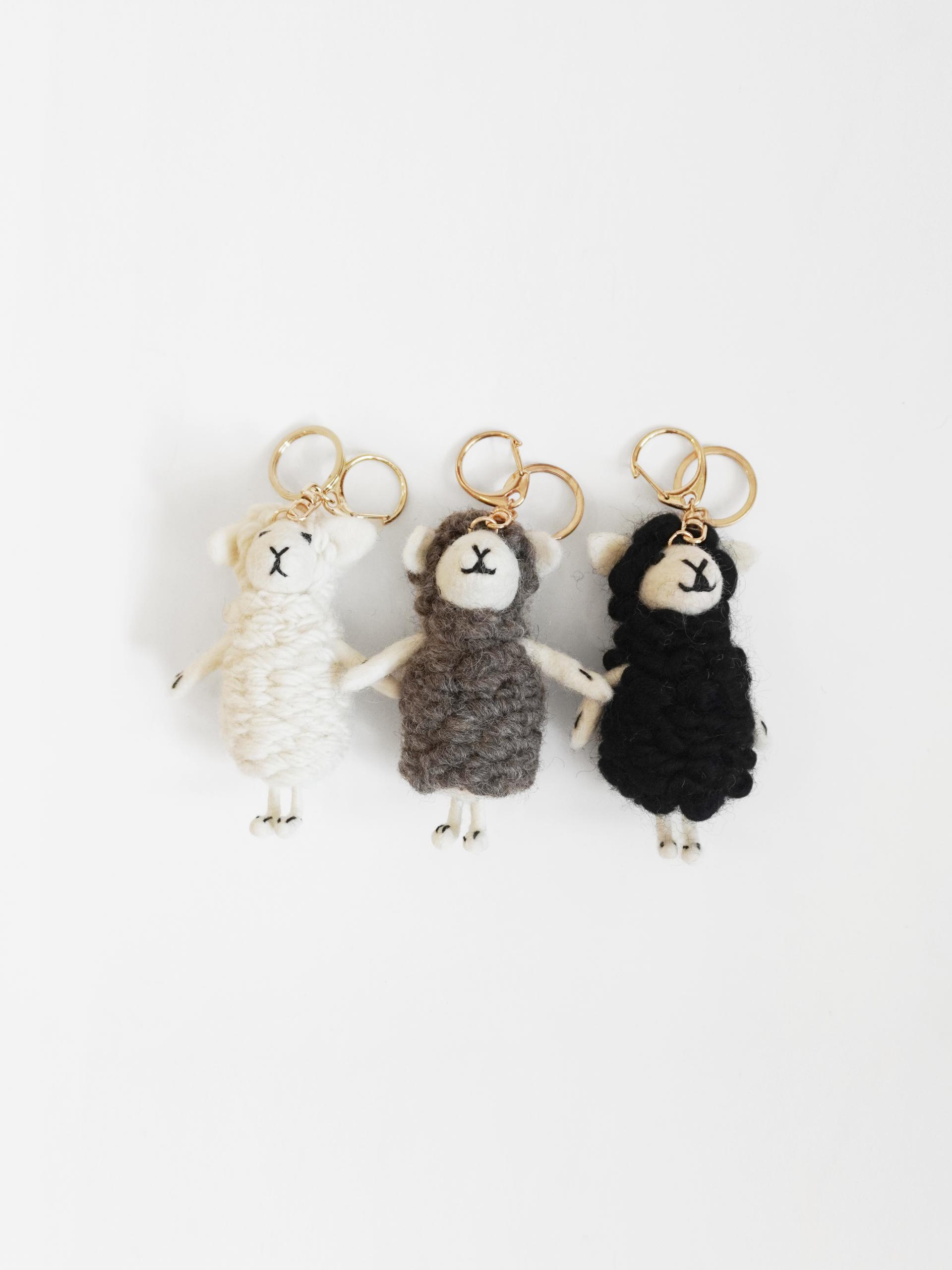 서있는 양 Wool Keyring (3 Color)