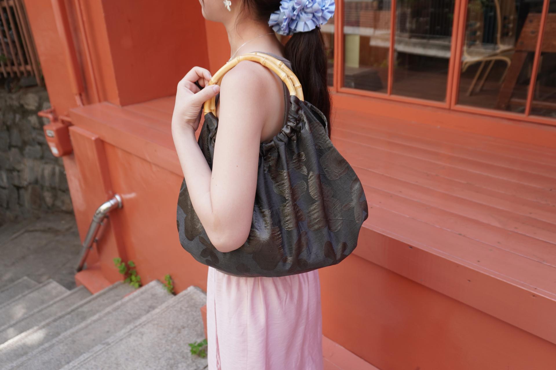 Glow Bamboo Handle Bag - Black