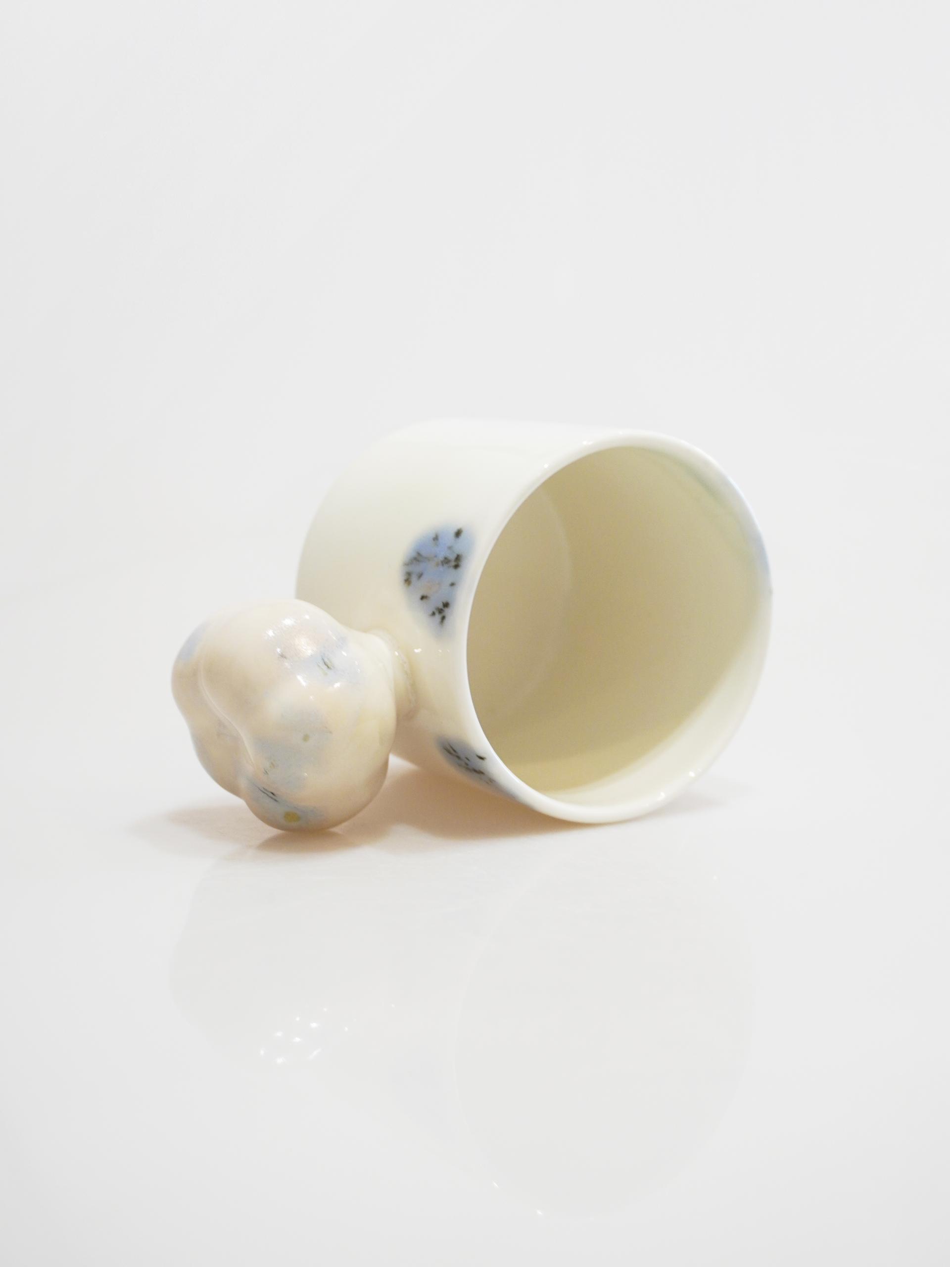 Cotton Wool Cup 02 - Unique No.10