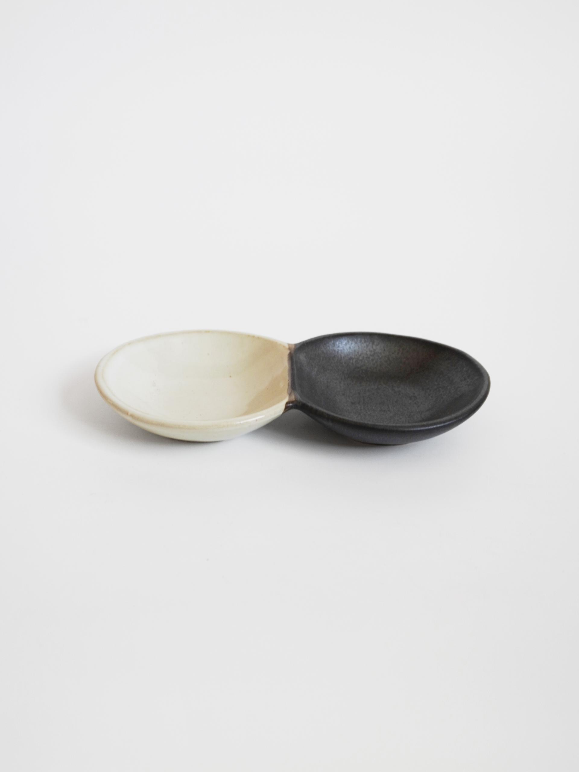 Double Round Sauce Plate - 2 Color