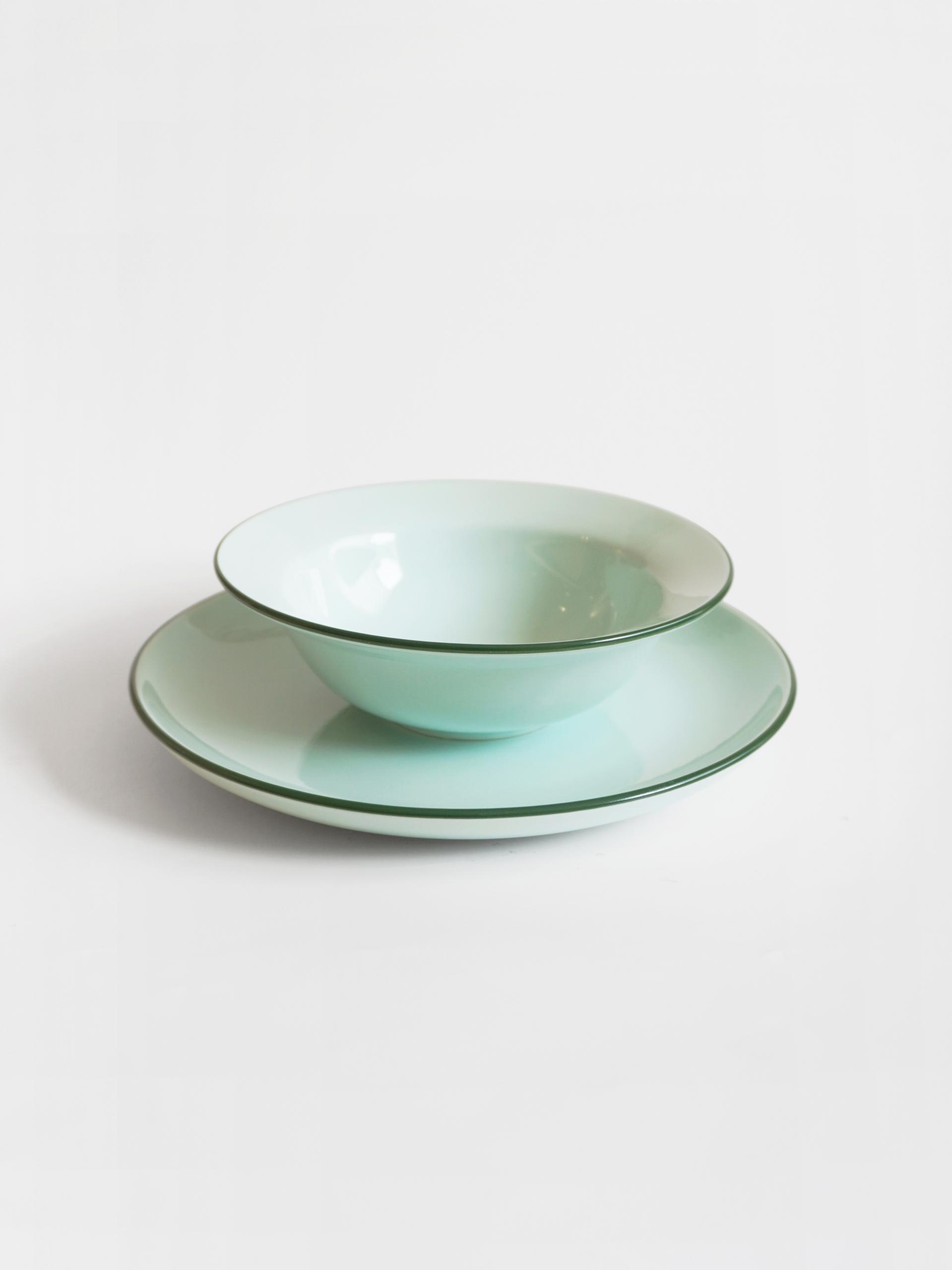 Apple Mint Plate