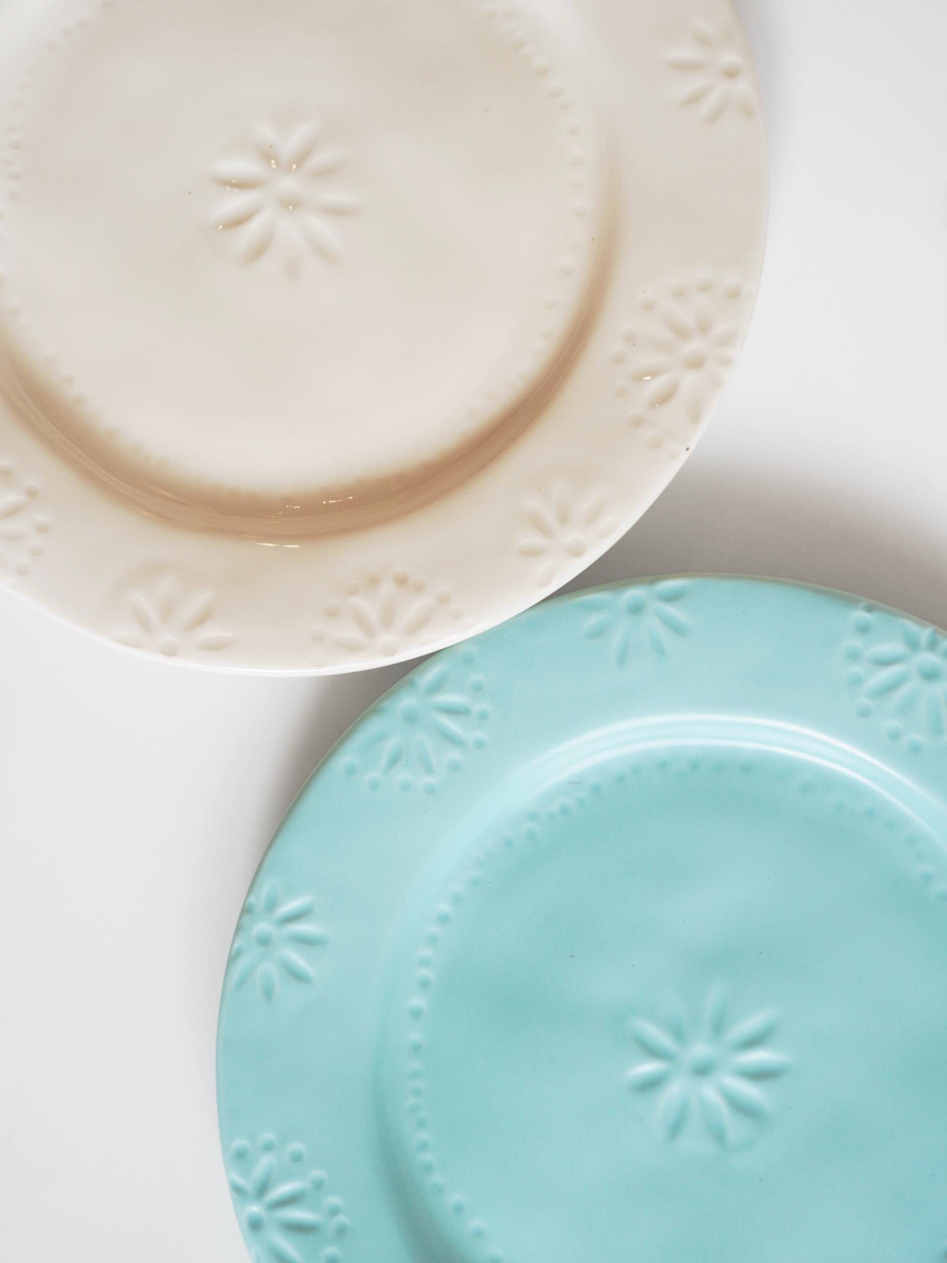Daisy Plate (2 Color)