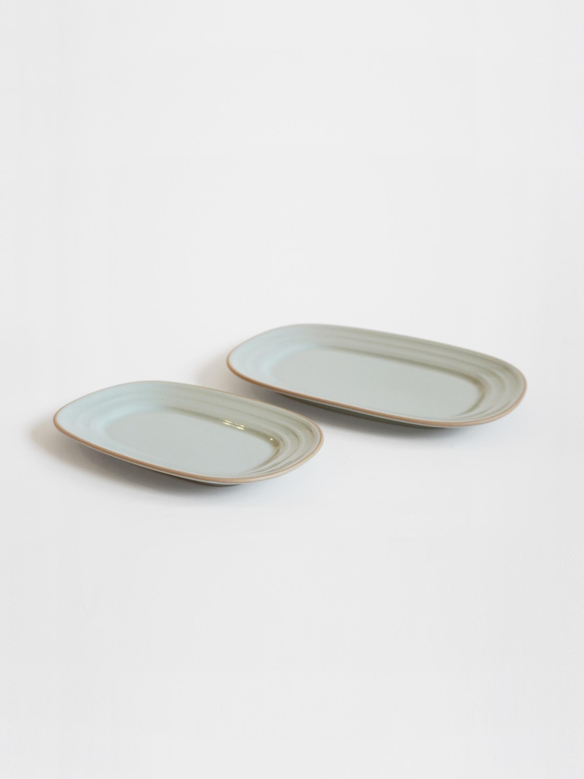 Mint Beige Line Oval Plate (2 Size)