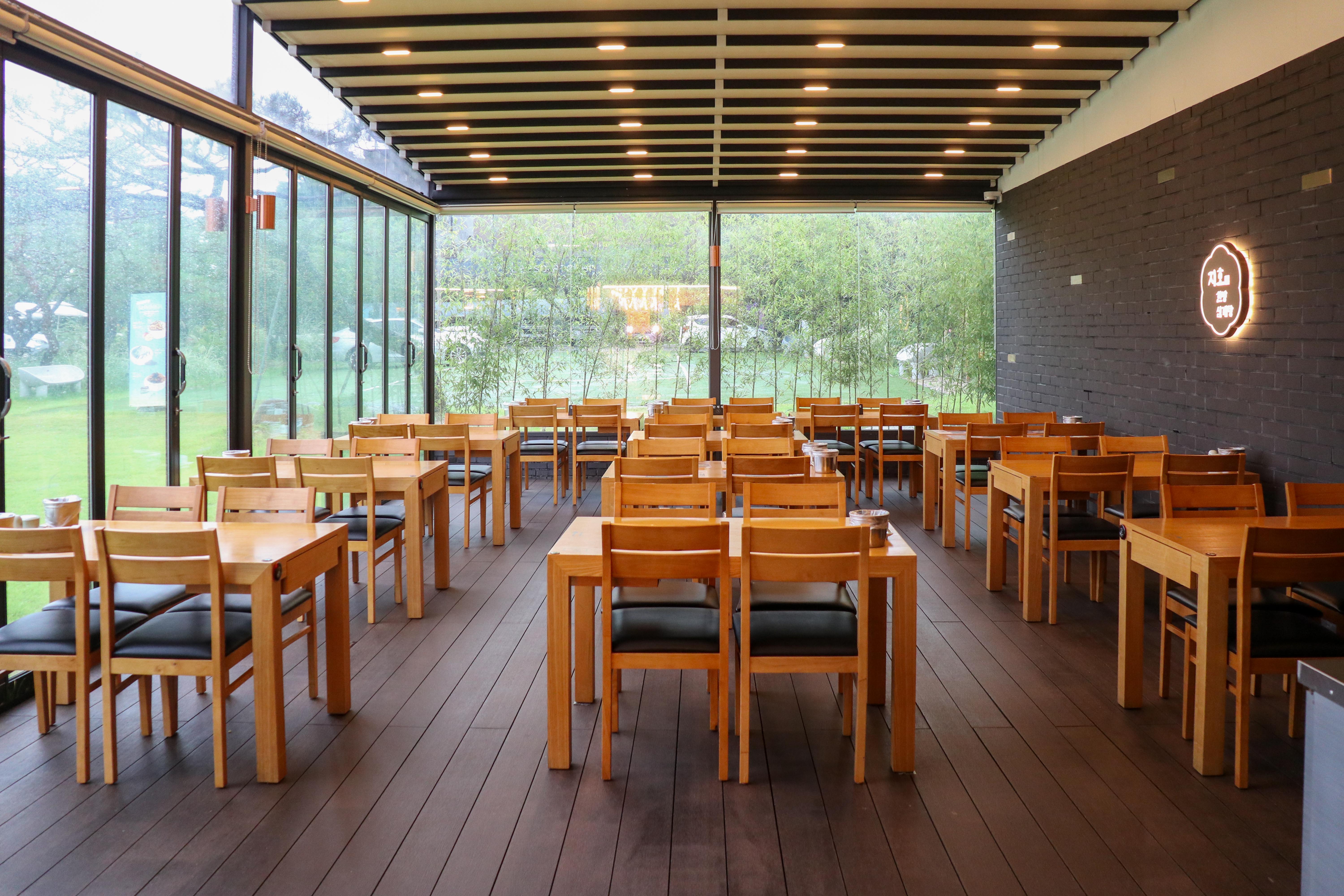 구리에 위치한 지호 한방 삼계탕 내부 모습