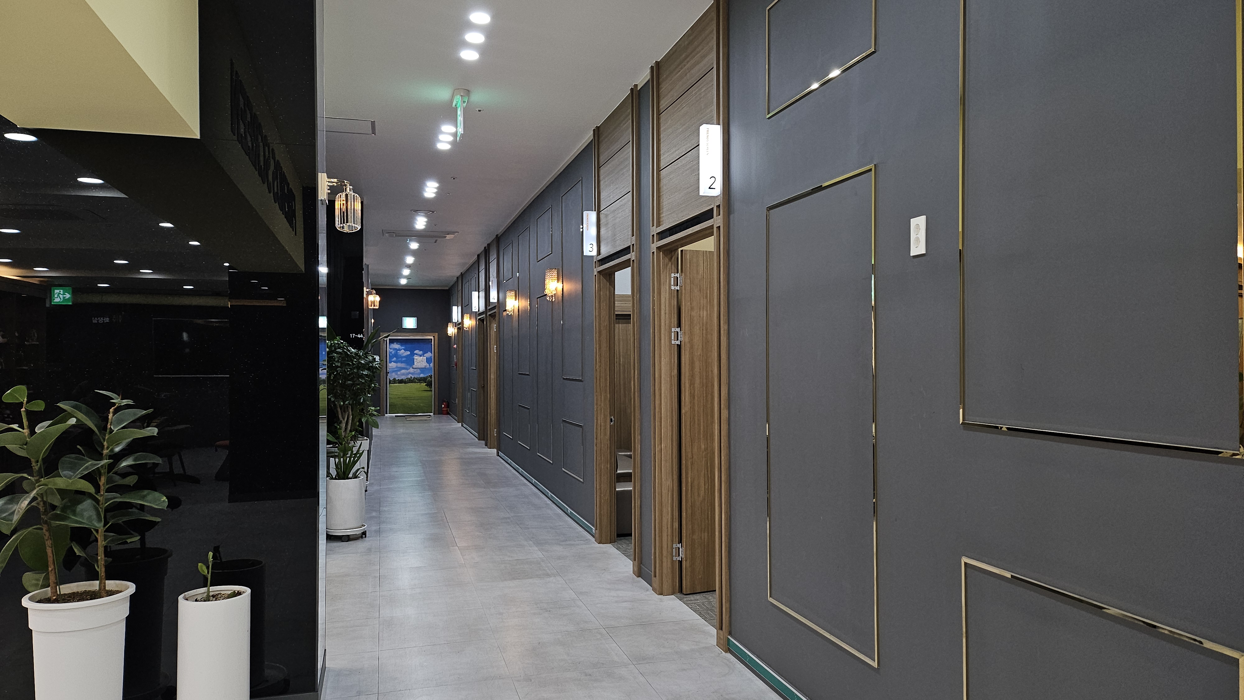 프렌즈스크린 제일공항점 내부