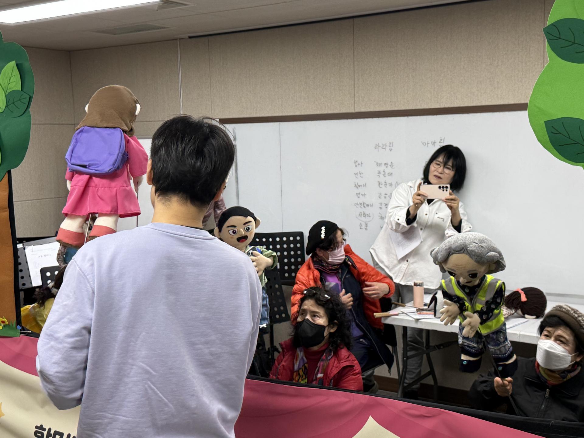 2eb25111220db.jpg