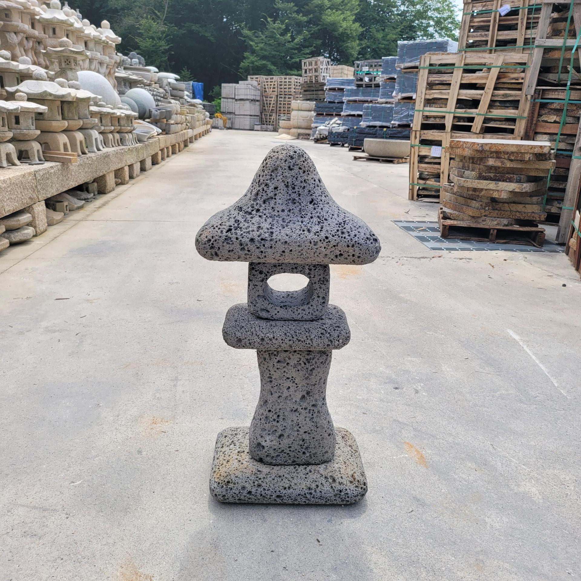 바보석등 현무암 (높이 700mm)