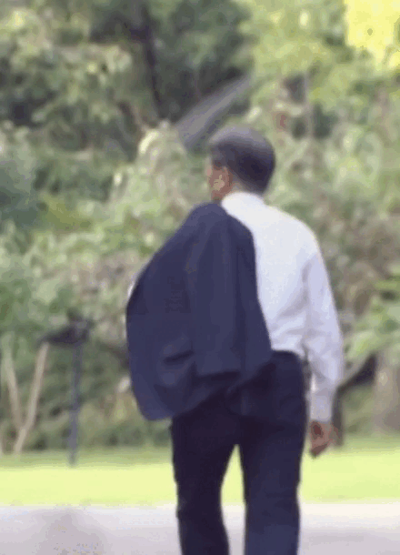 ee65903960f4f.gif