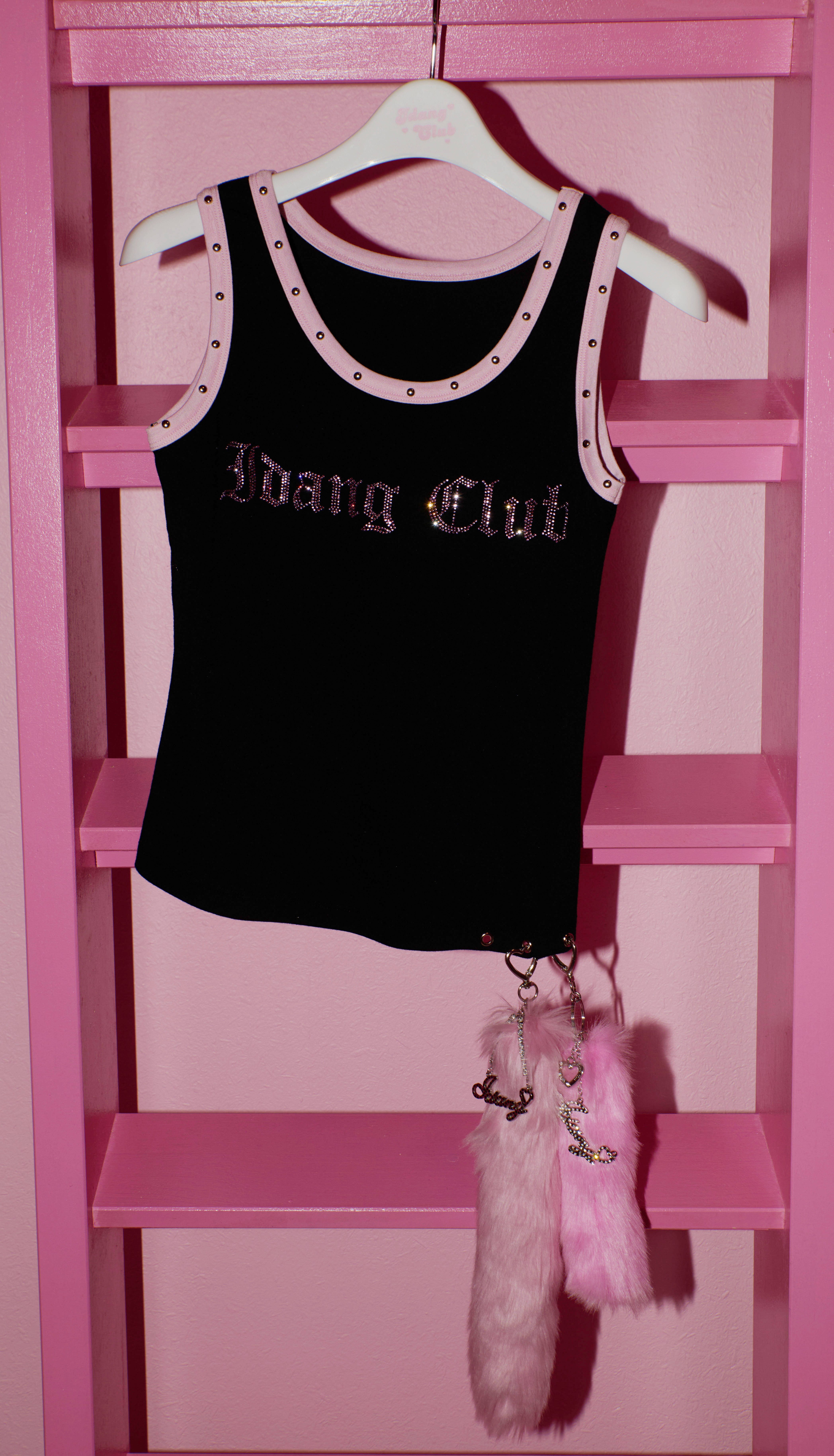 kira sleeveless