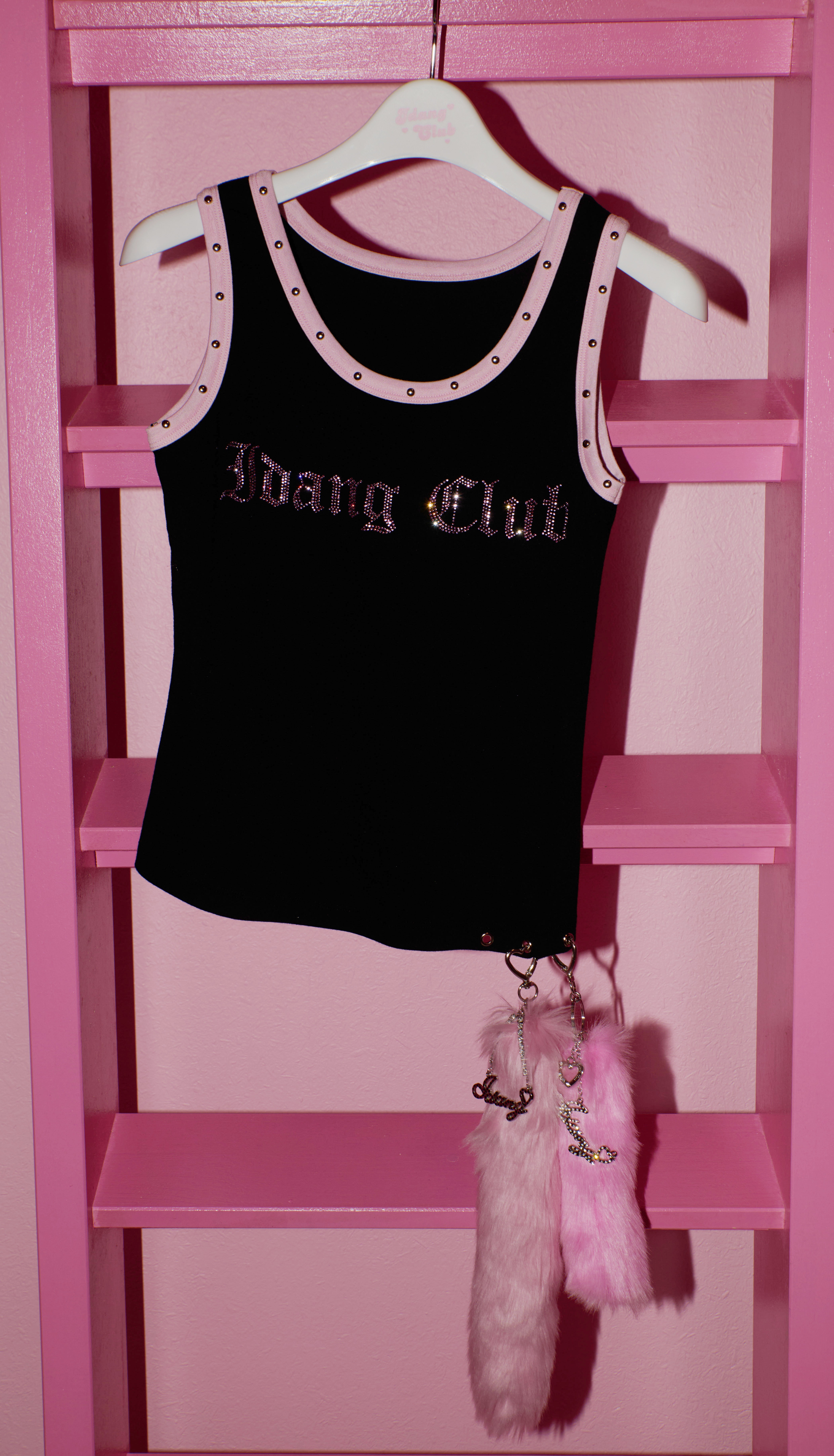 kira sleeveless